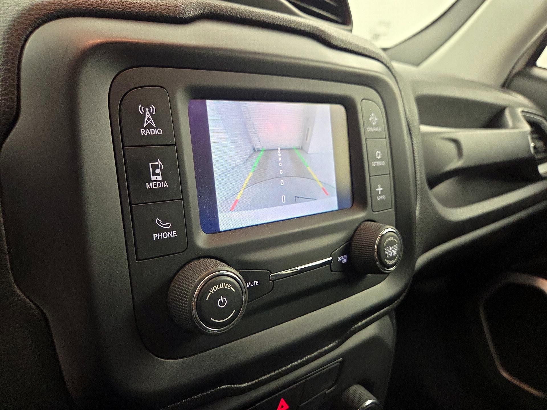 Thumbnail: 2019 Jeep Renegade - 14
