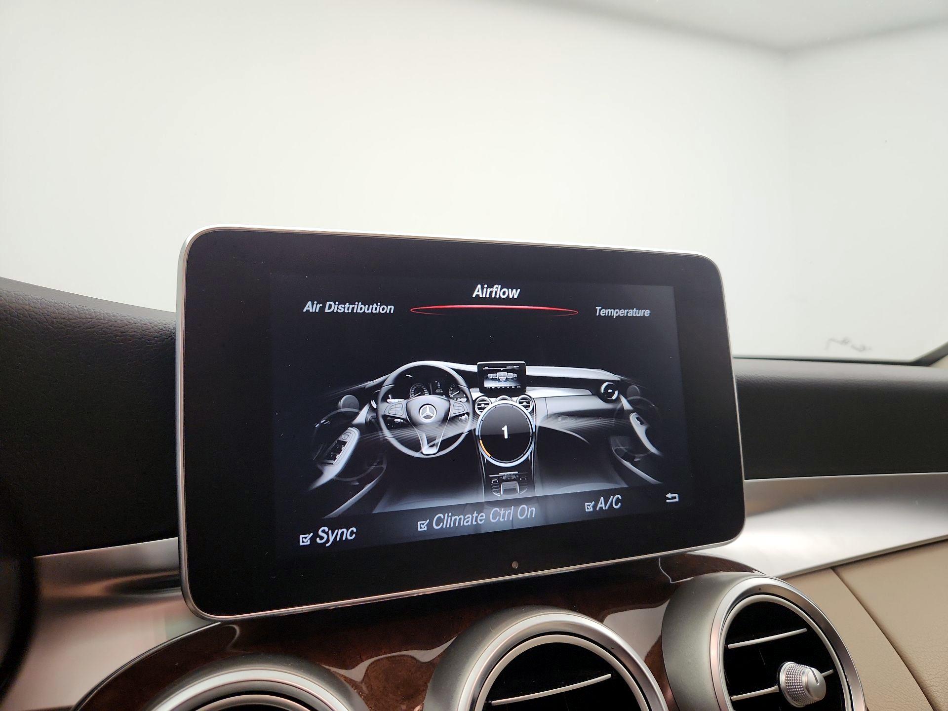Thumbnail: 2016 Mercedes-Benz C-Class - 17
