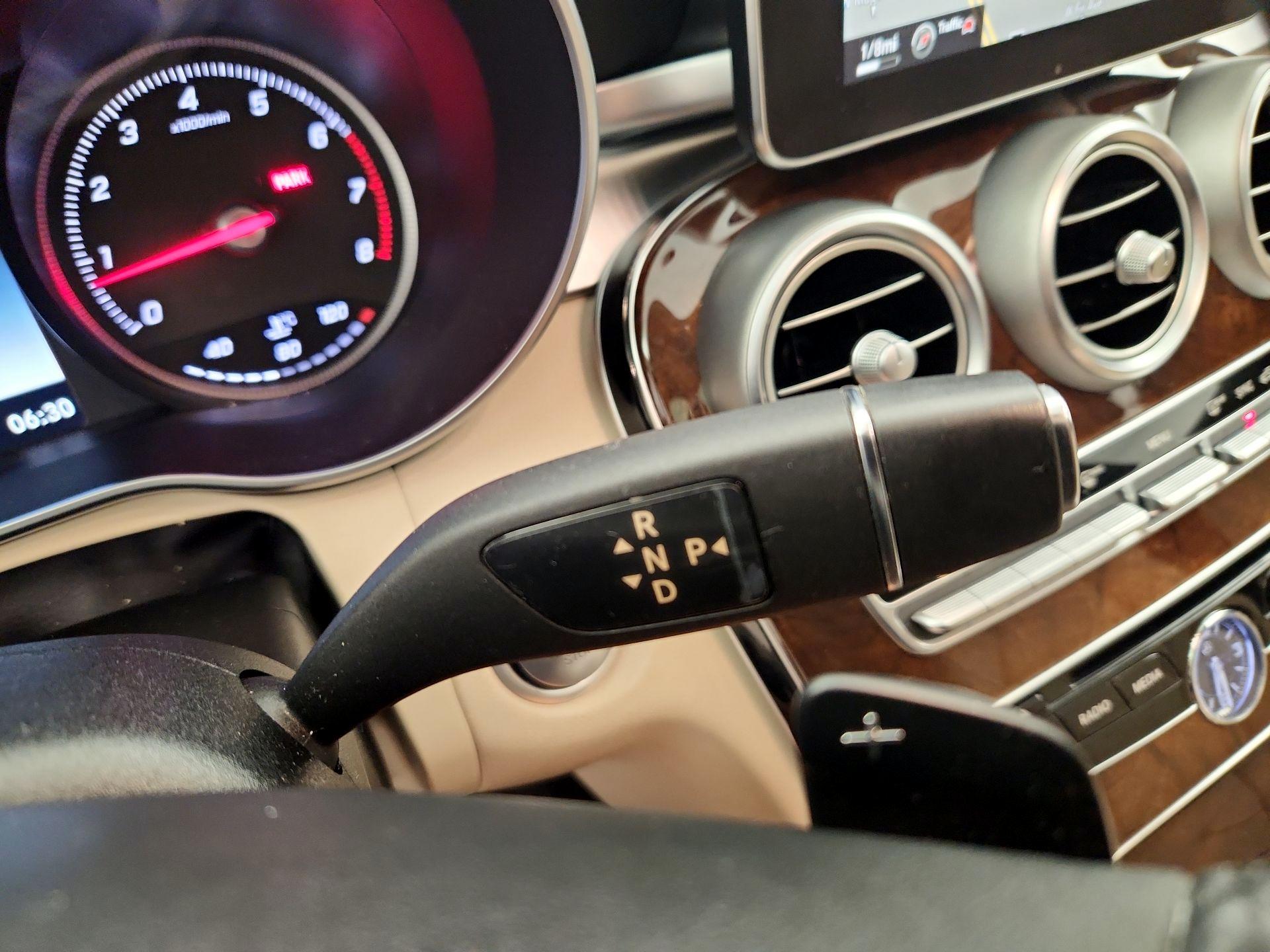 Thumbnail: 2016 Mercedes-Benz C-Class - 18