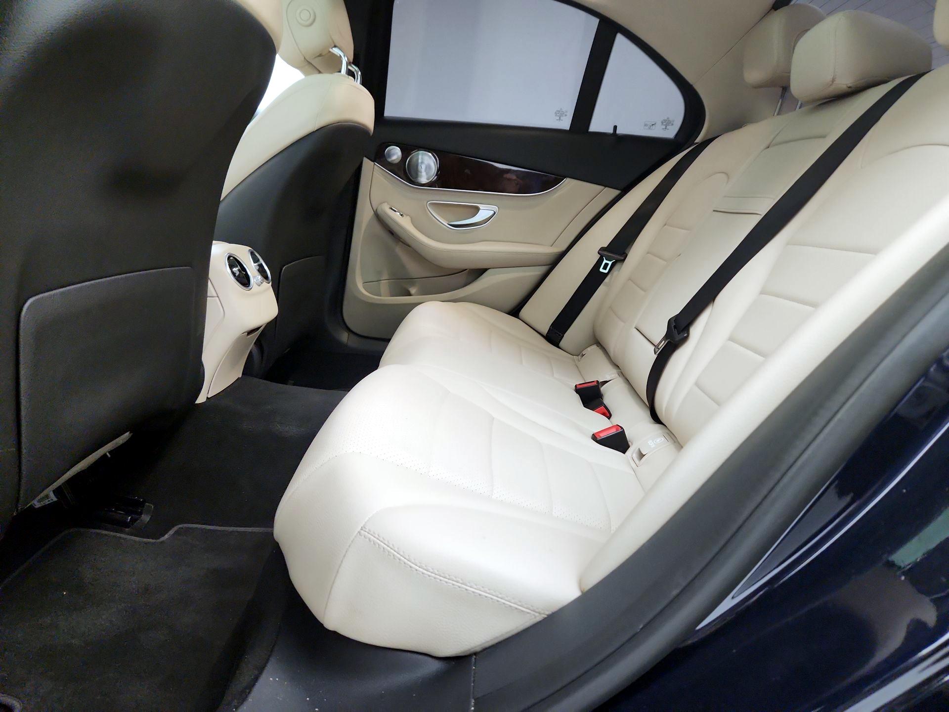 Thumbnail: 2016 Mercedes-Benz C-Class - 20