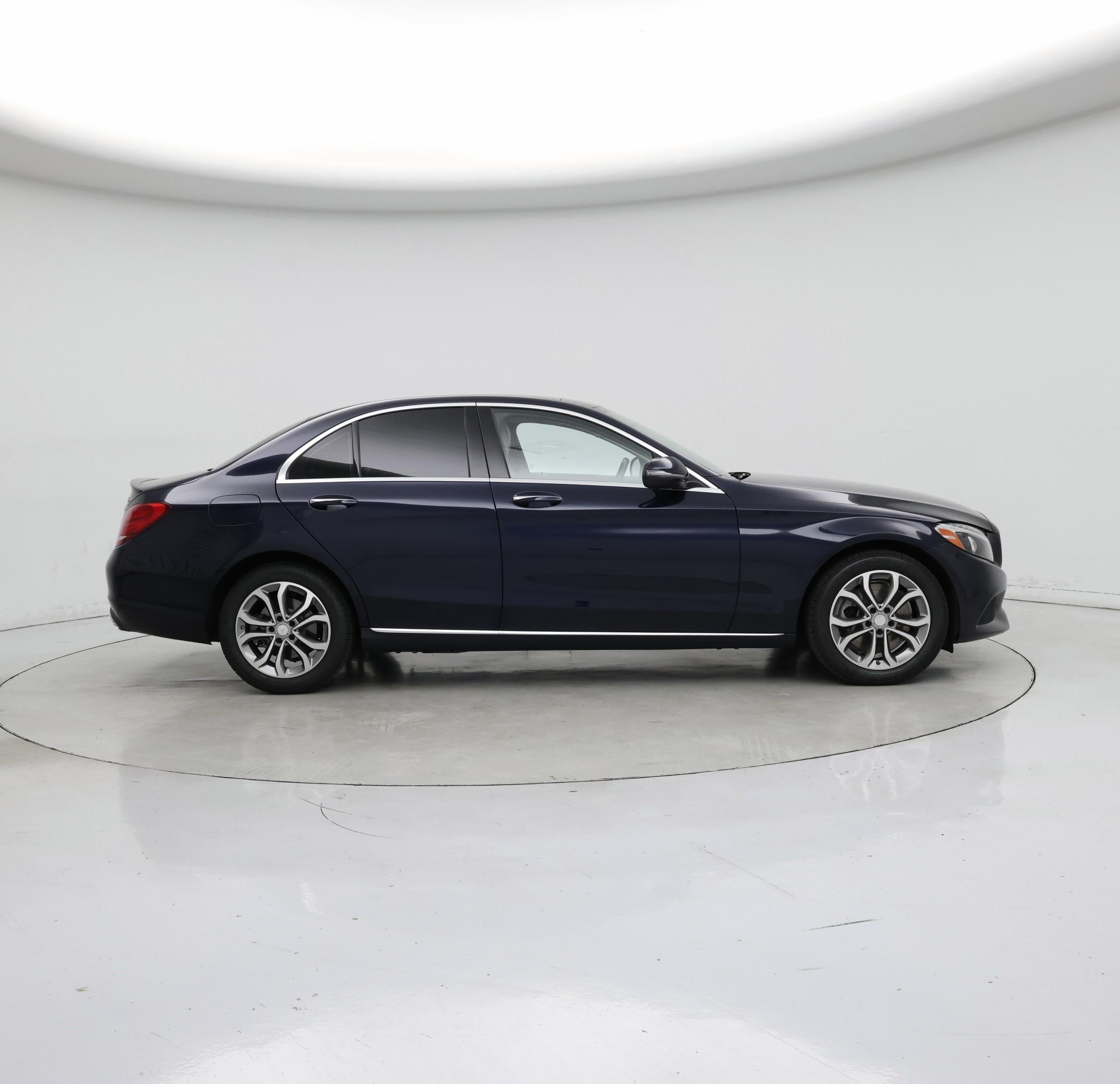 Thumbnail: 2016 Mercedes-Benz C-Class - 7