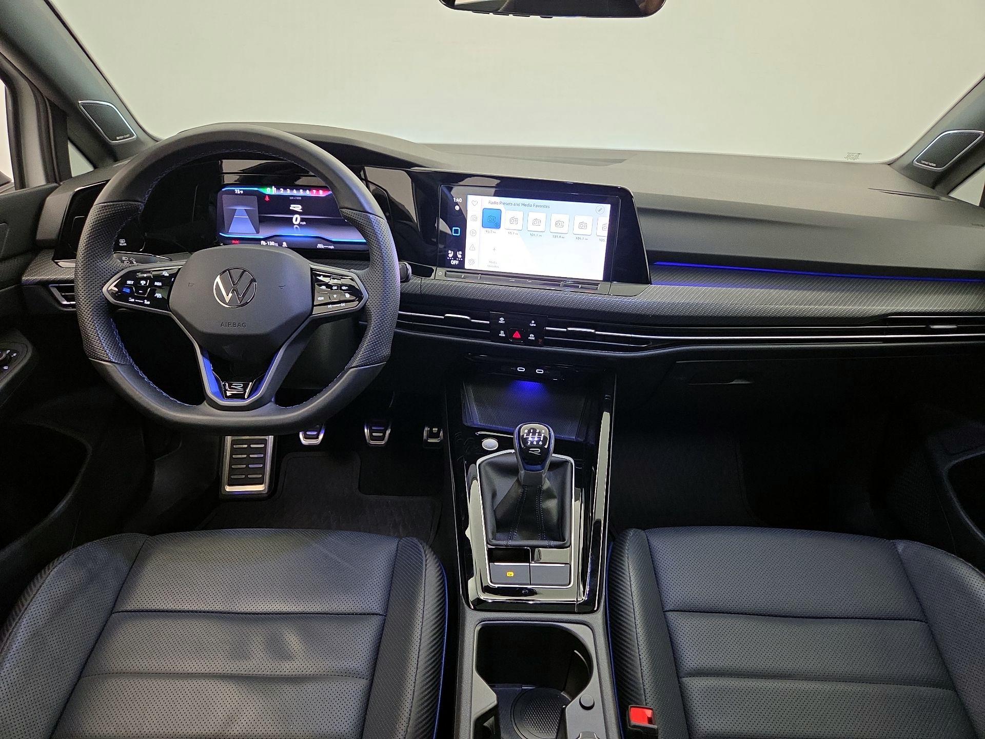 Thumbnail: 2024 Volkswagen Golf - 9