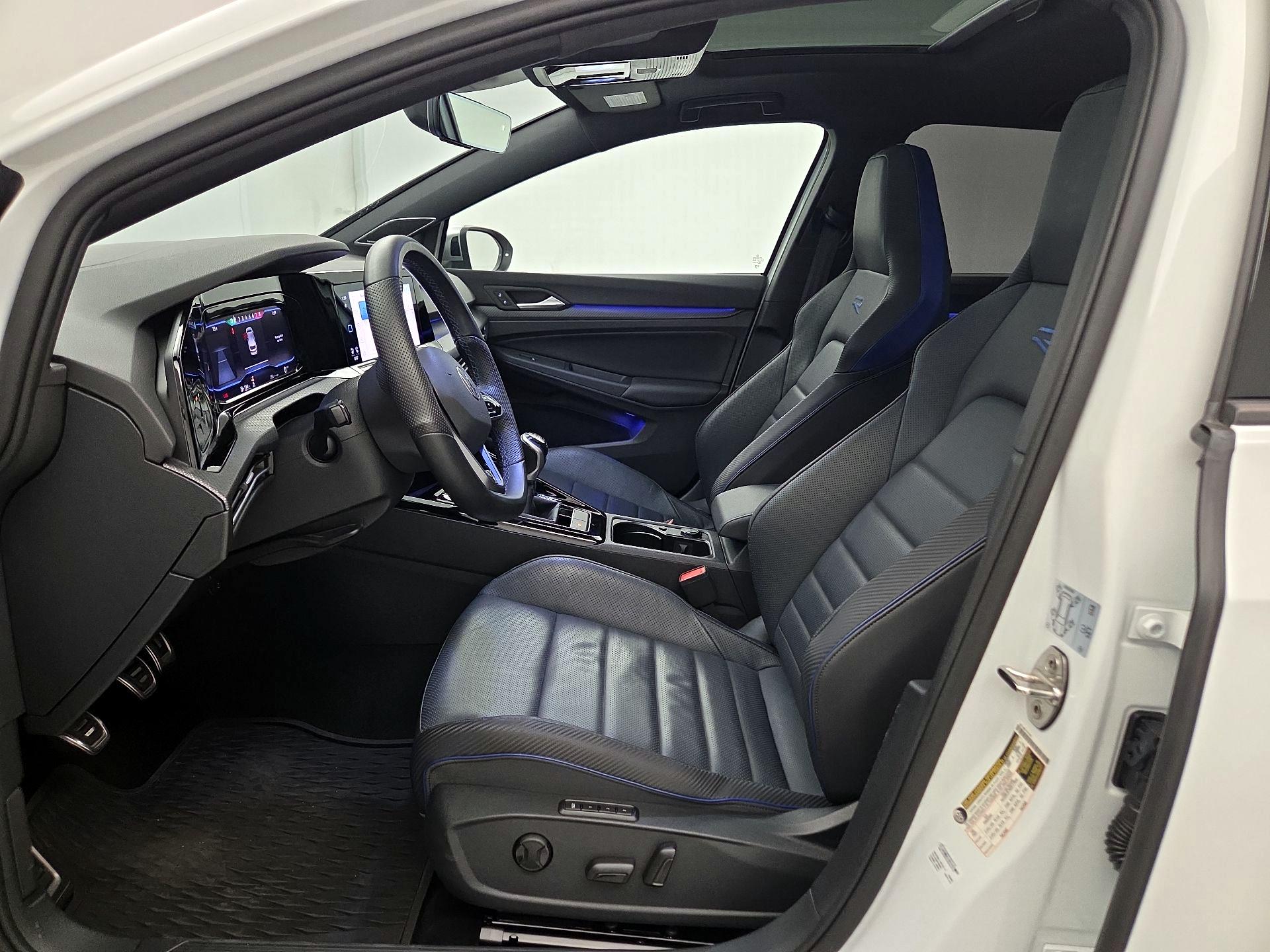 Thumbnail: 2024 Volkswagen Golf - 11