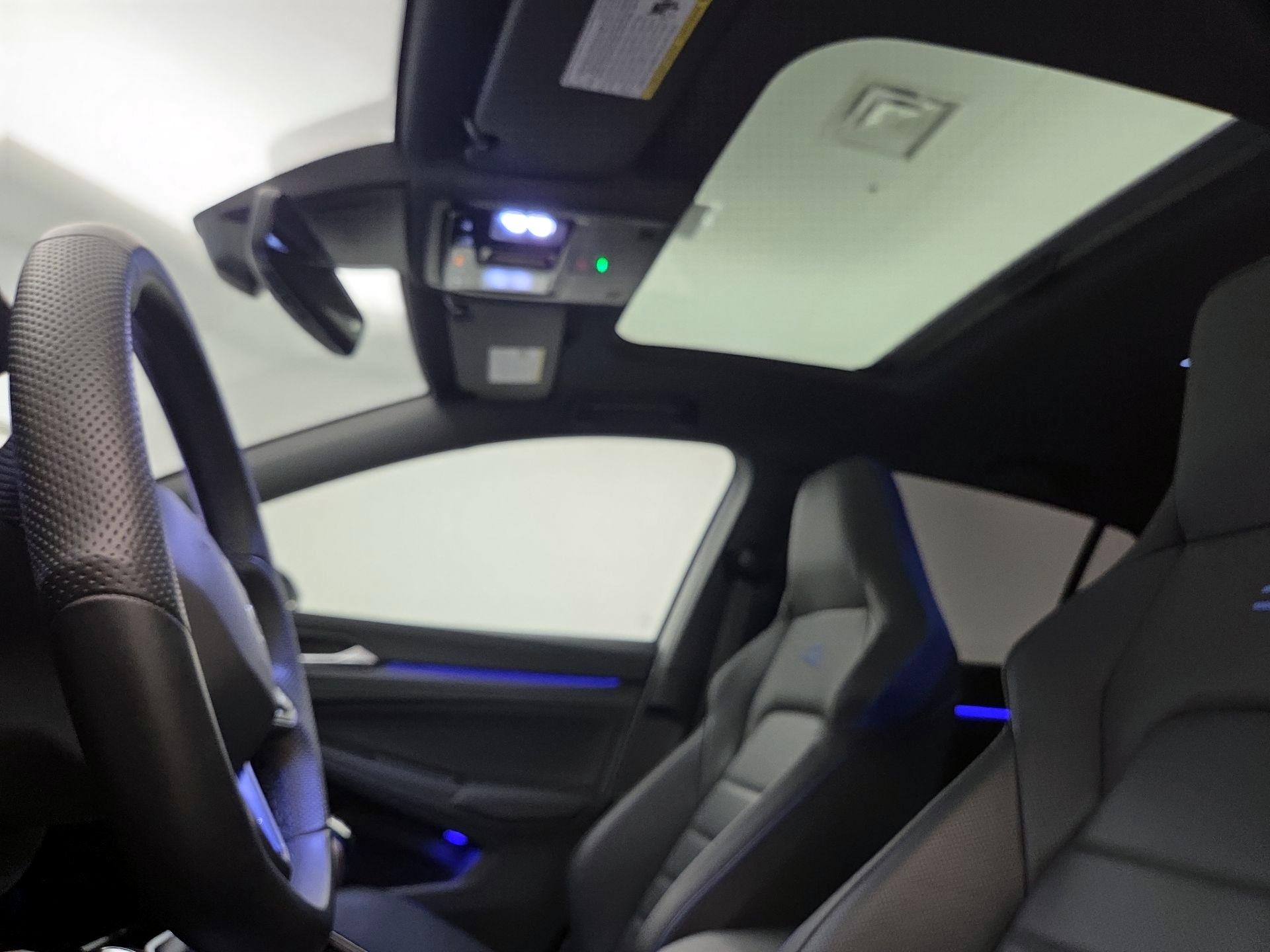 Thumbnail: 2024 Volkswagen Golf - 19