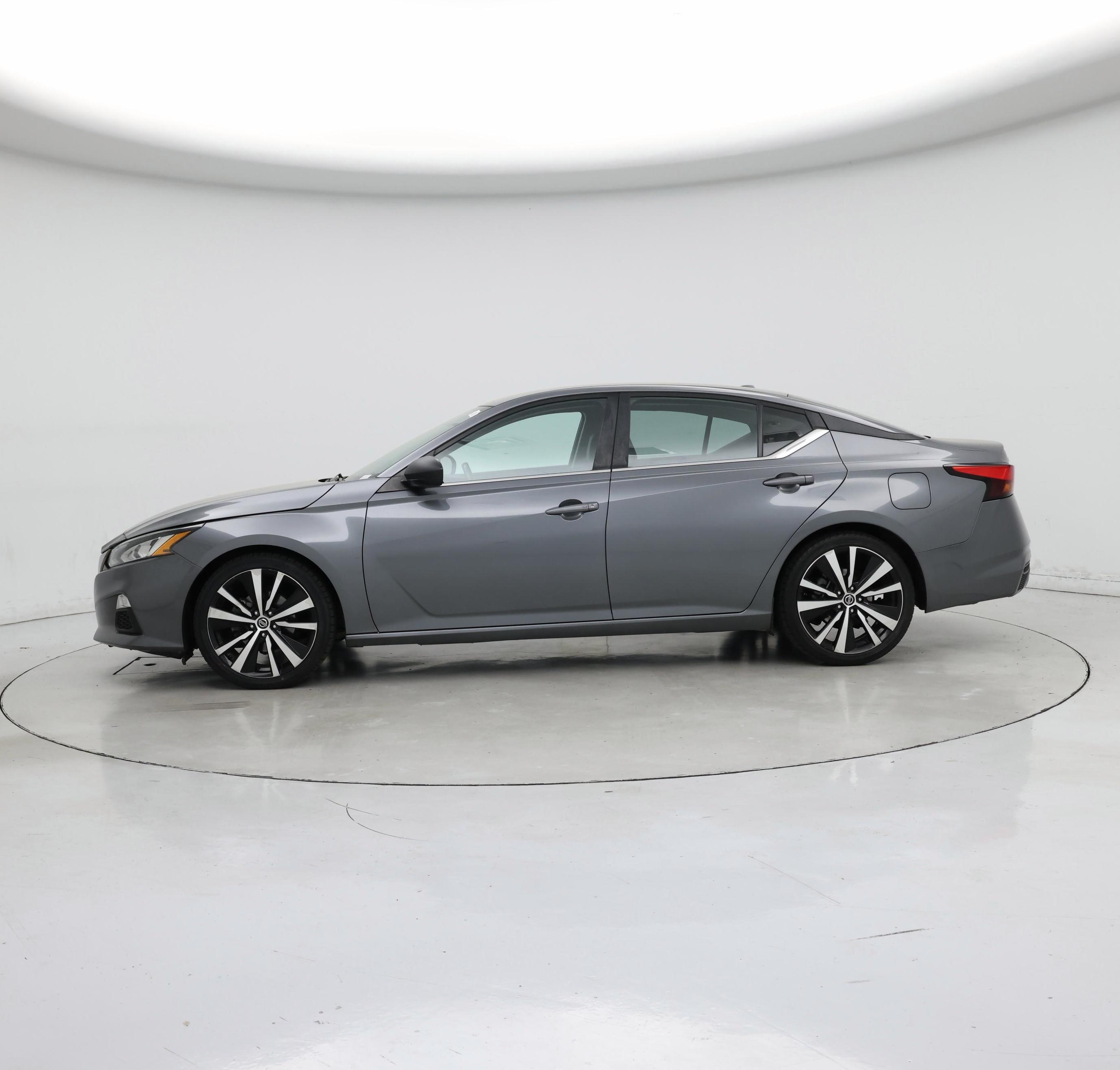 Thumbnail: 2019 Nissan Altima - 3