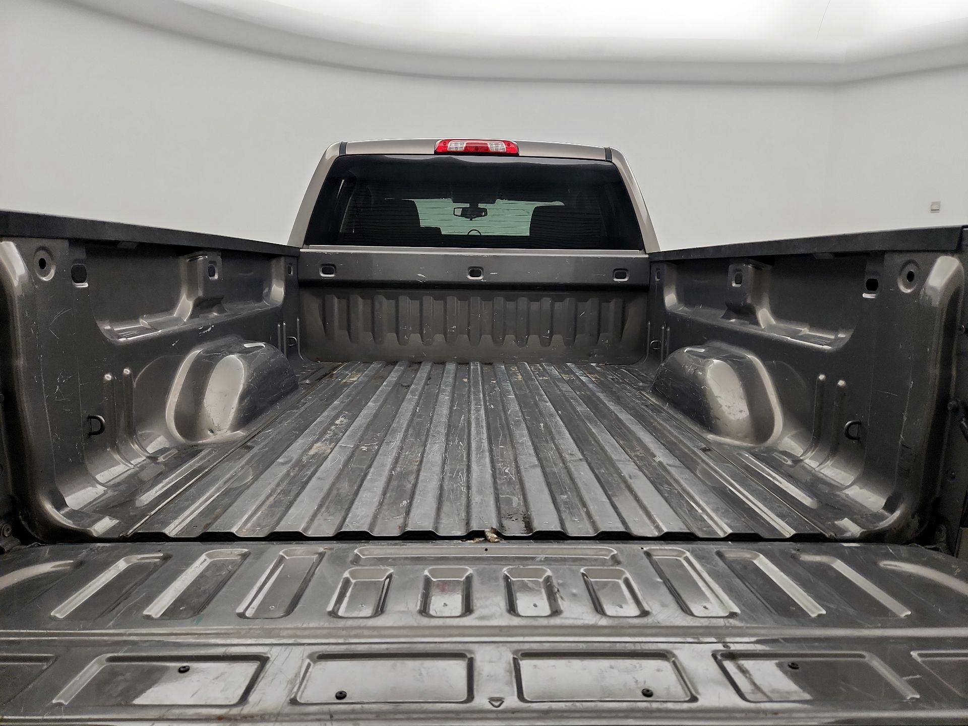 Thumbnail: 2017 Chevrolet Silverado 1500 - 20