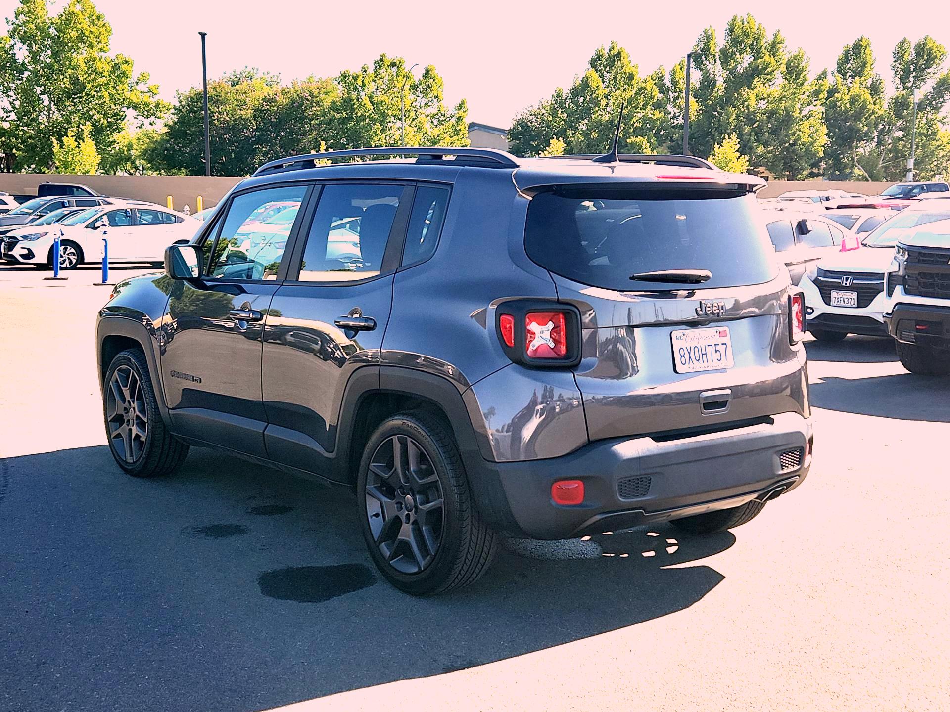 Thumbnail: 2021 Jeep Renegade - 7
