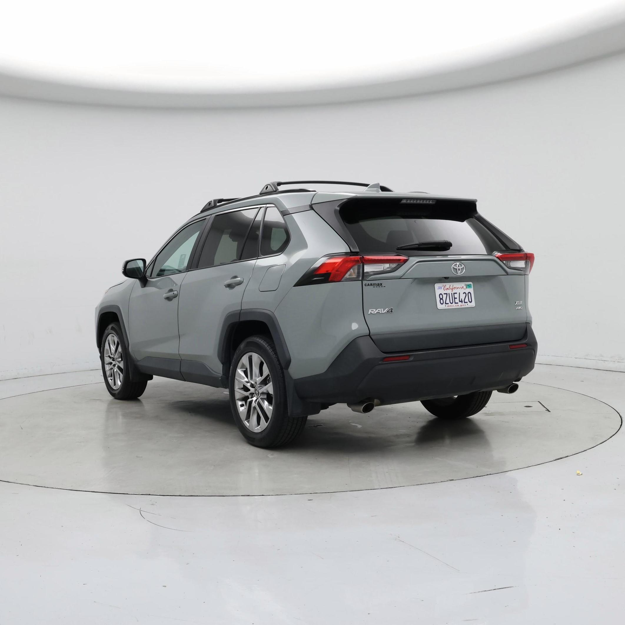 Thumbnail: 2021 Toyota RAV4 - 2