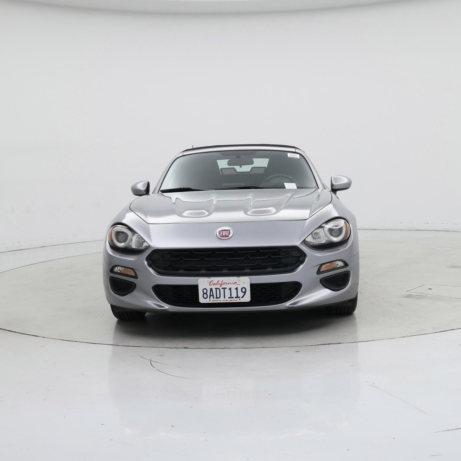 Thumbnail: 2017 Fiat 124 Spider - 5