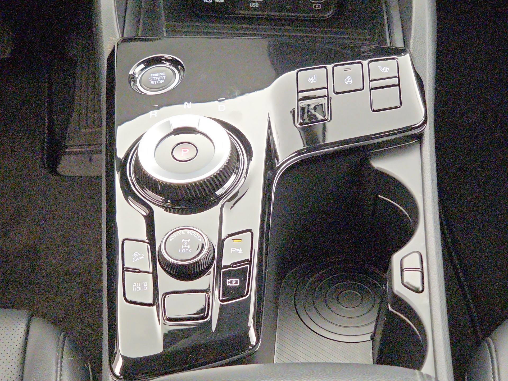 Thumbnail: 2023 Kia Sportage - 18