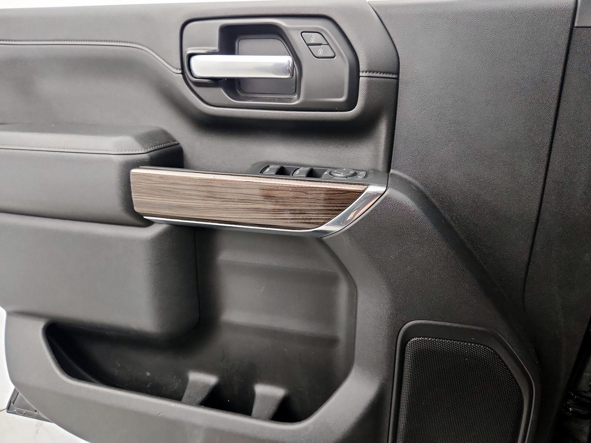 Thumbnail: 2022 Chevrolet Silverado 2500 - 12
