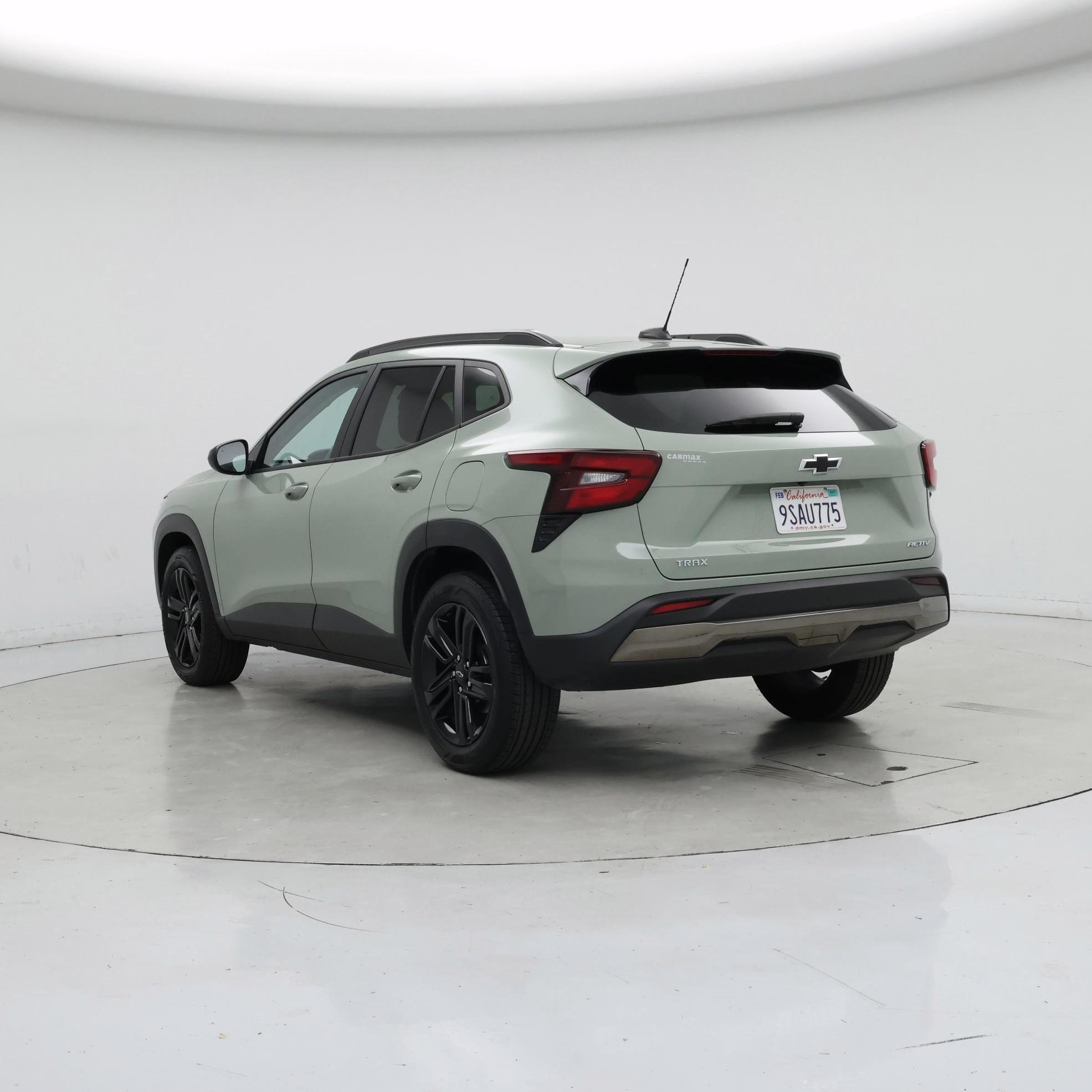 Thumbnail: 2025 Chevrolet Trax - 2