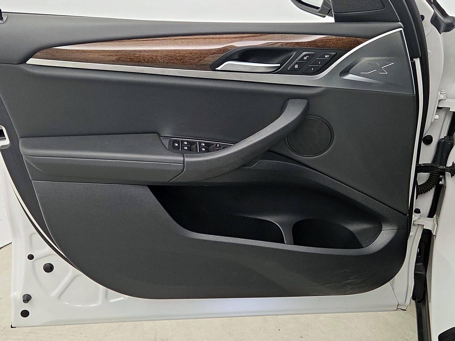 Thumbnail: 2019 BMW X3 - 12