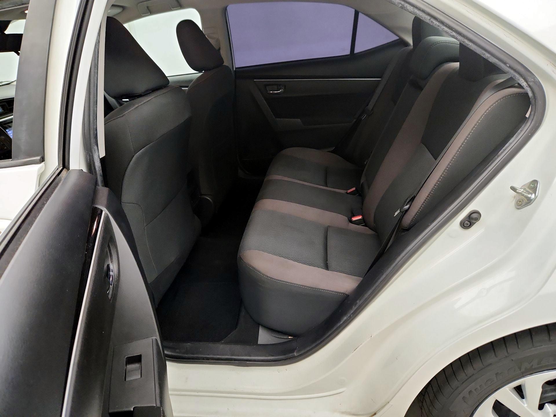 Thumbnail: 2019 Toyota Corolla - 19