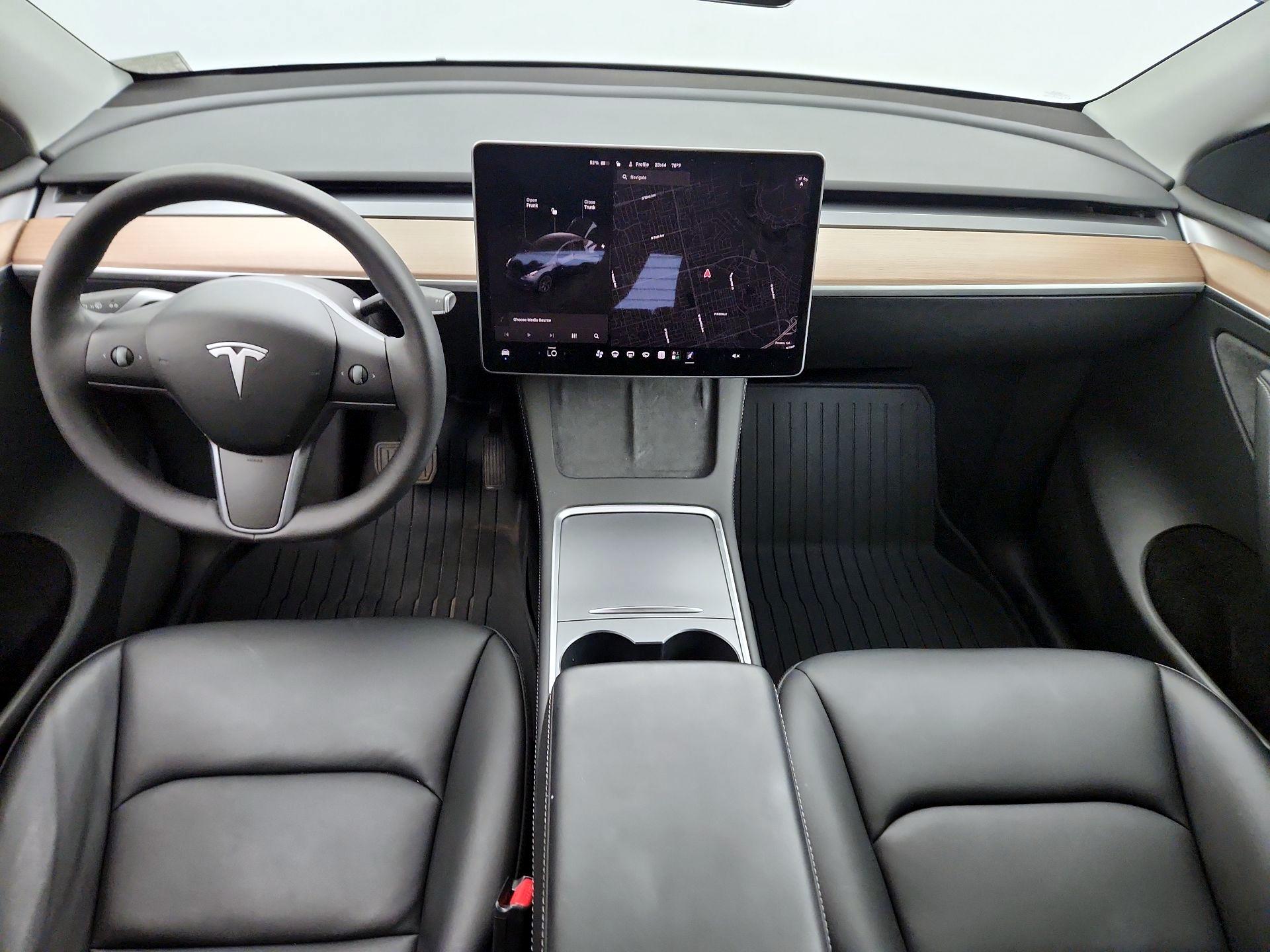 Thumbnail: 2024 Tesla Model Y - 9