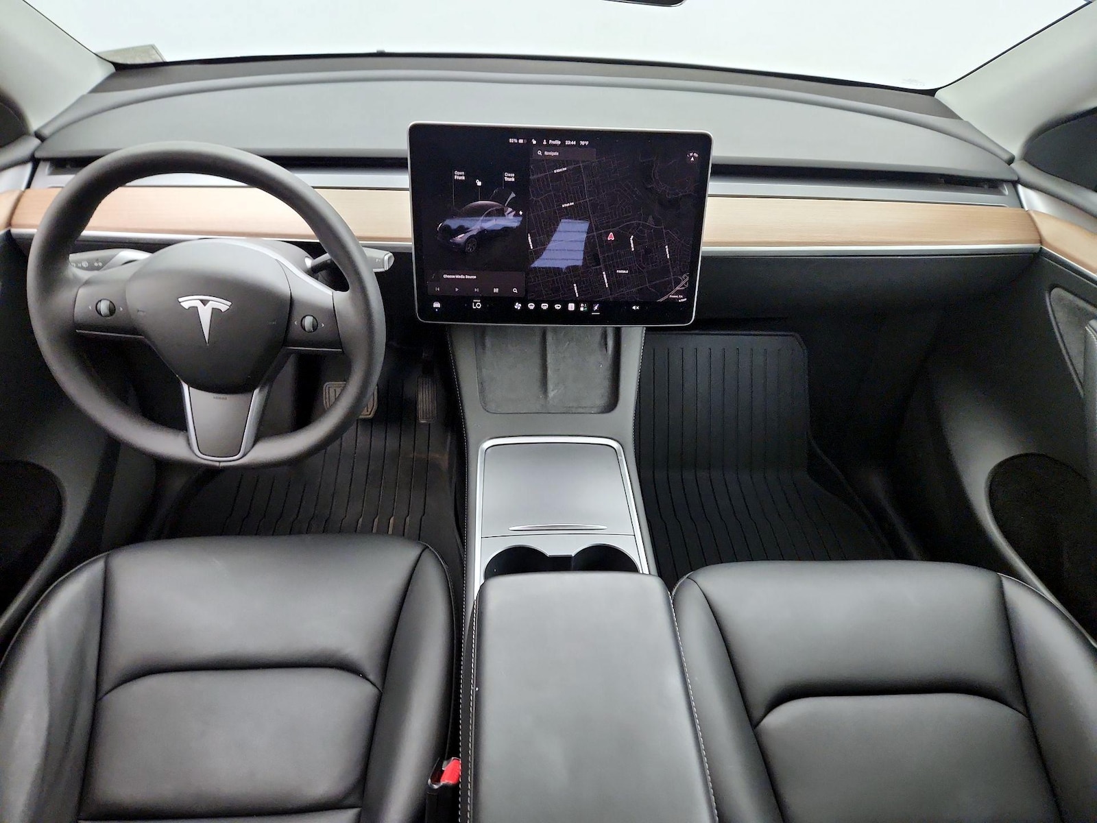 2024 Tesla Model Y Long Range - Photo 10