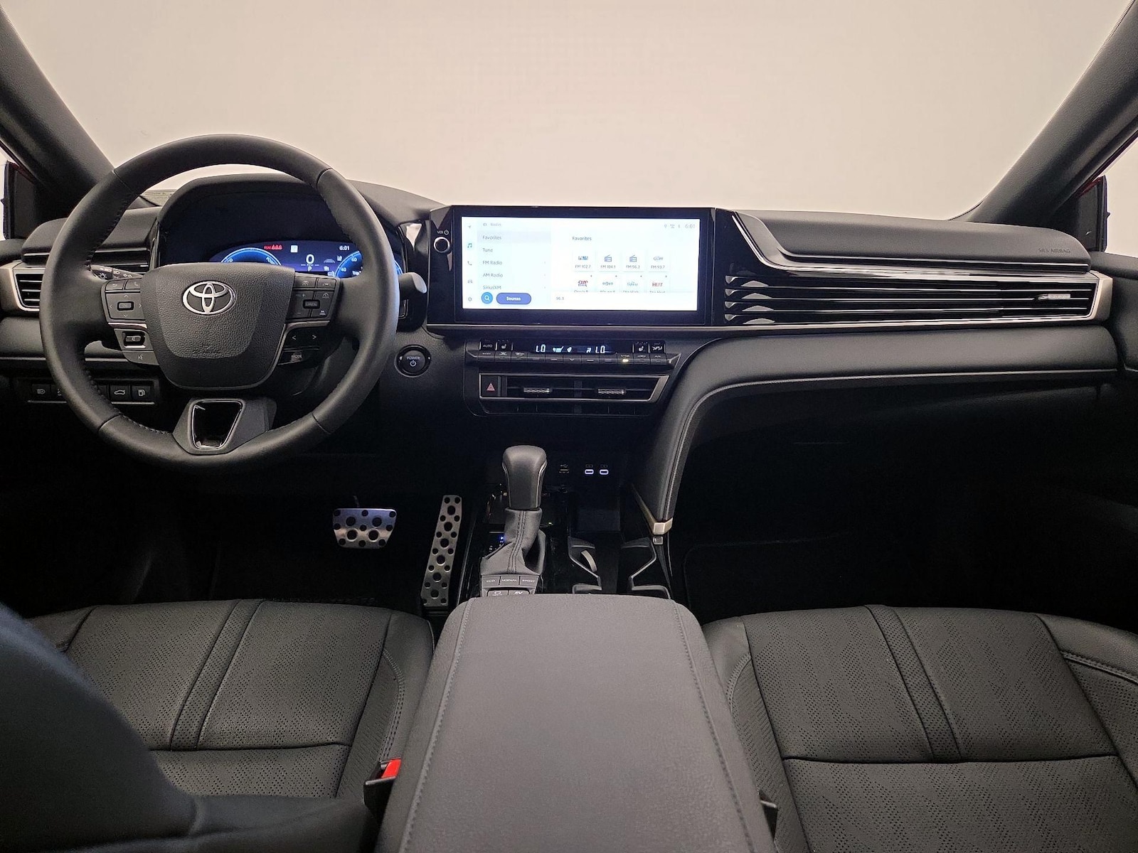 Apple CarPlay® & Android Auto™