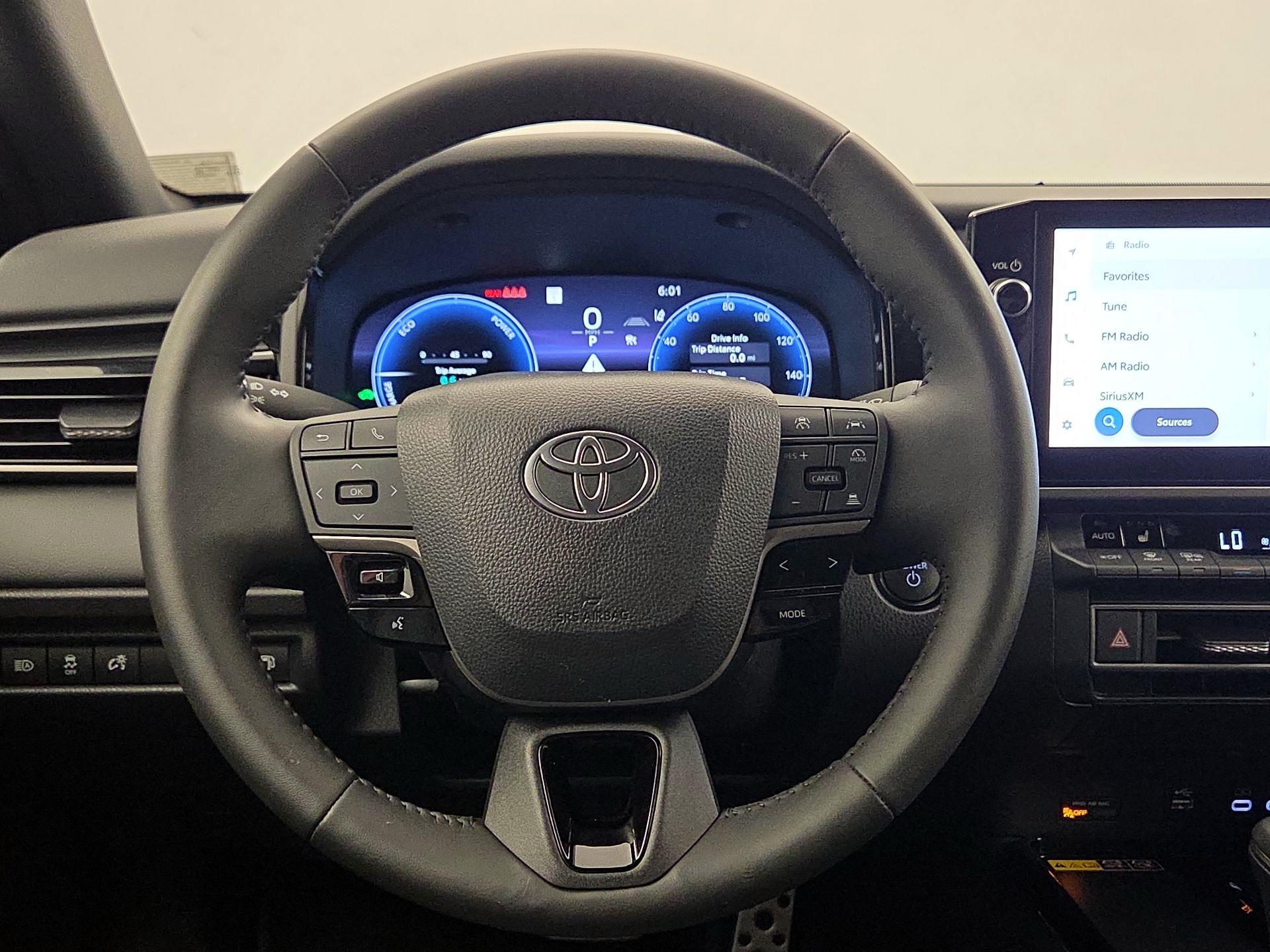 Thumbnail: 2025 Toyota Camry - 10