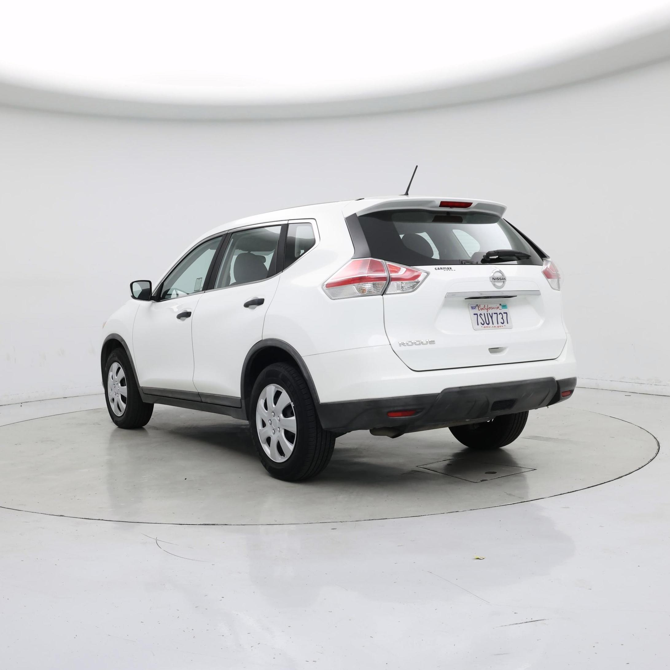 Thumbnail: 2016 Nissan Rogue - 2