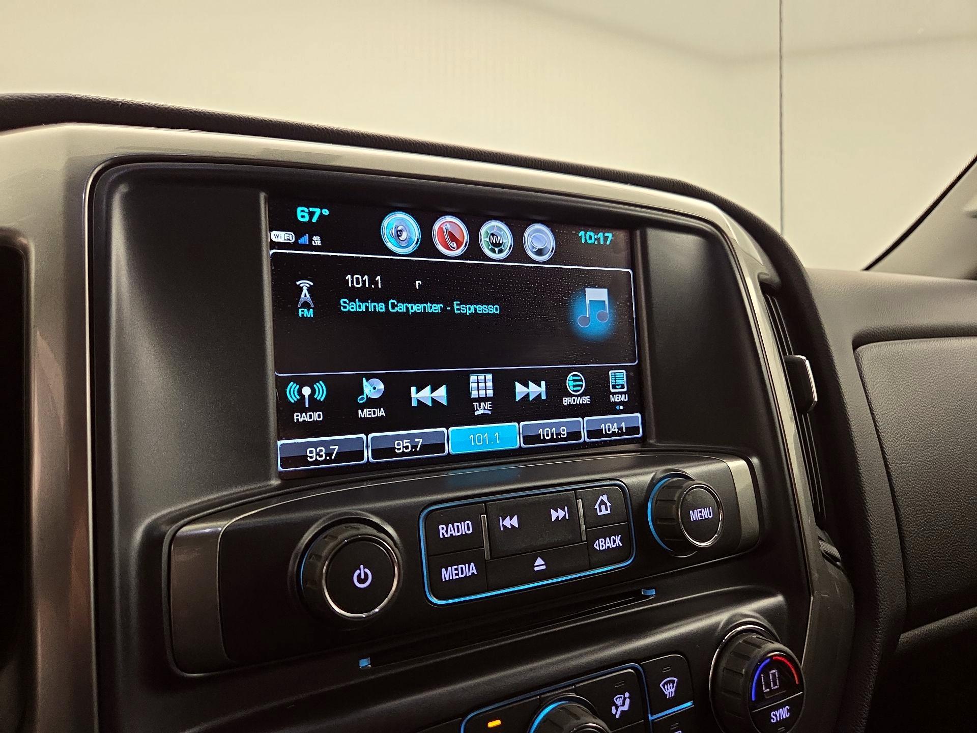 Thumbnail: 2018 Chevrolet Silverado 1500 - 15