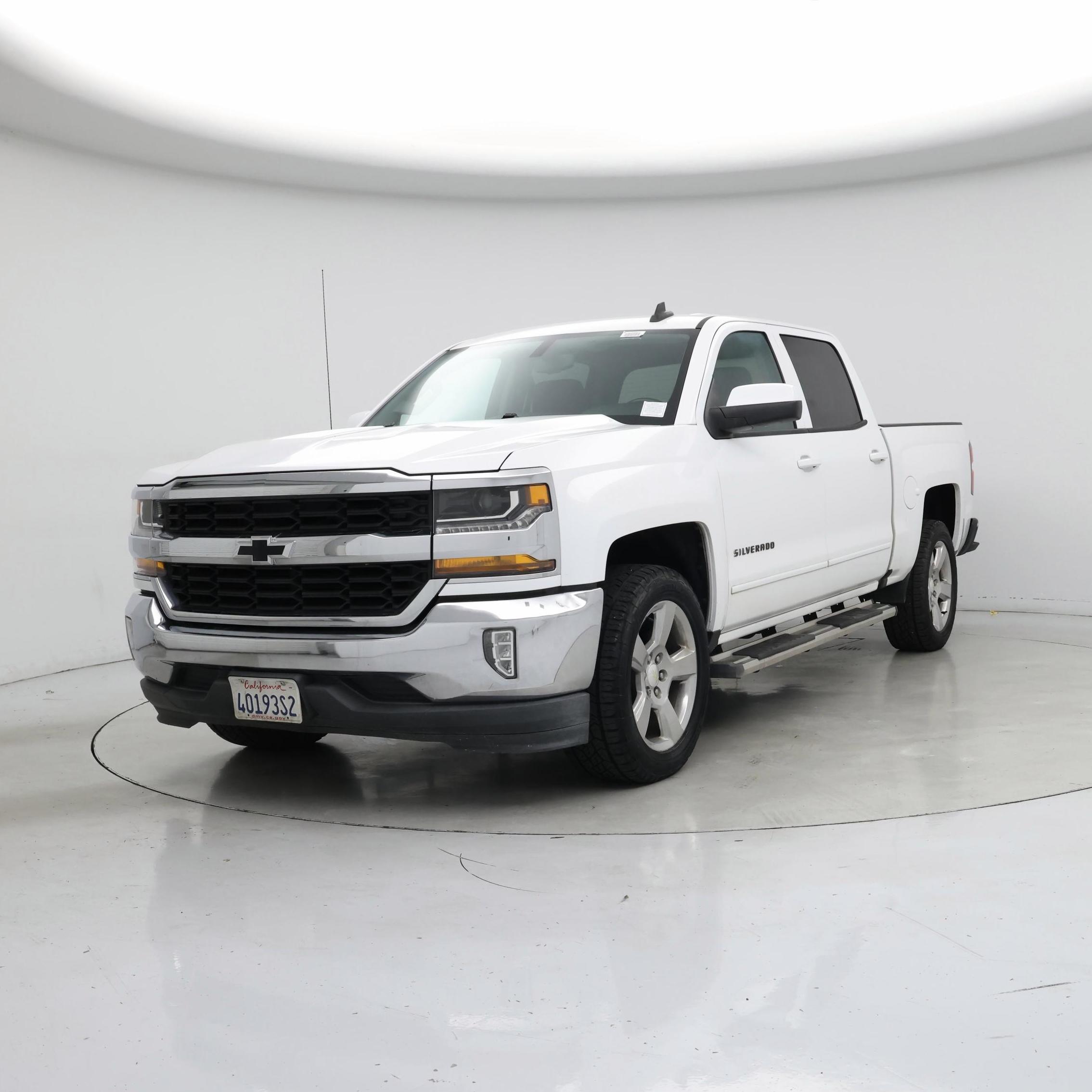 Thumbnail: 2018 Chevrolet Silverado 1500 - 4