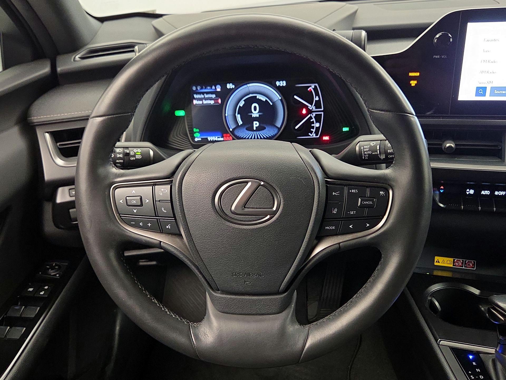 Thumbnail: 2024 Lexus UX - 10