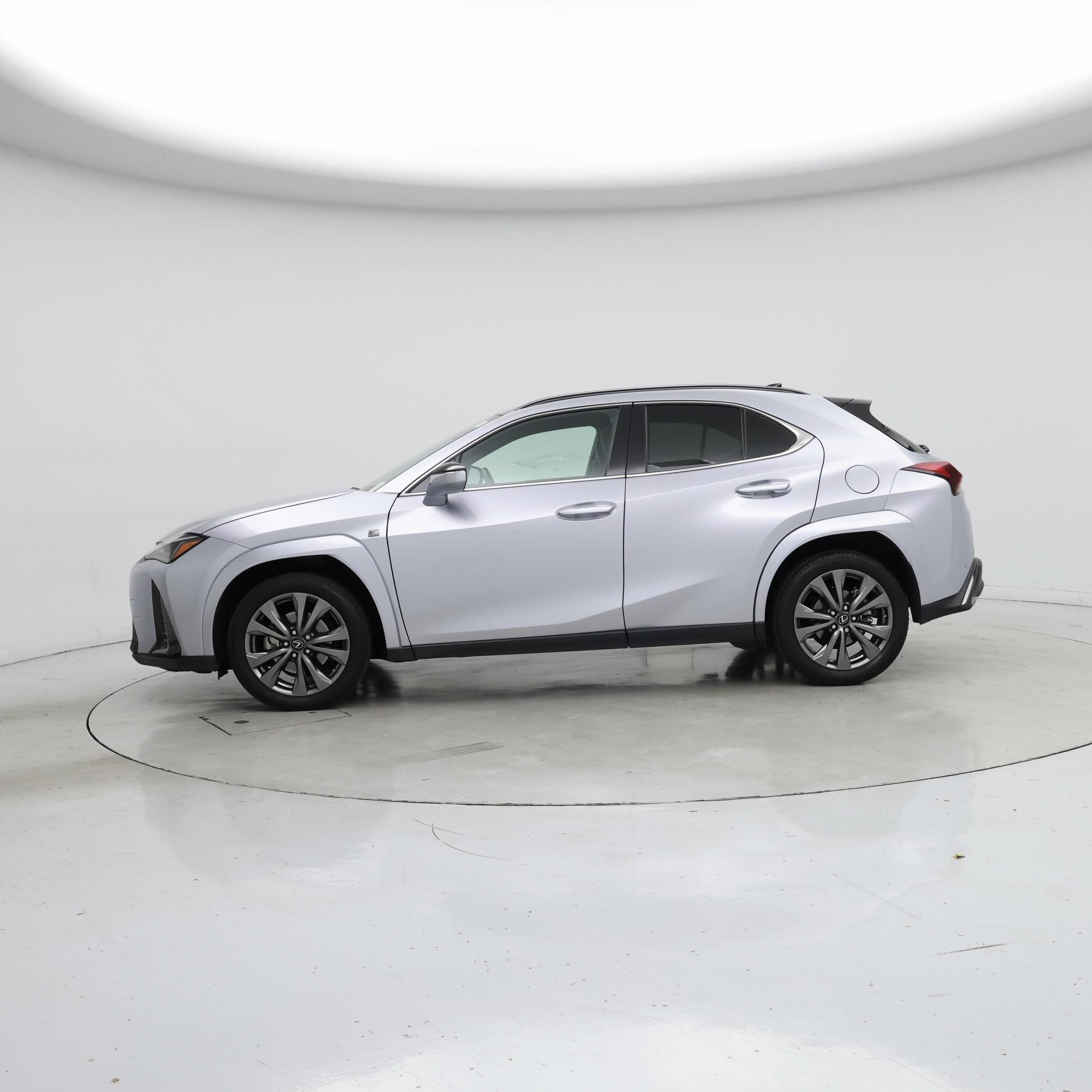 Thumbnail: 2024 Lexus UX - 3