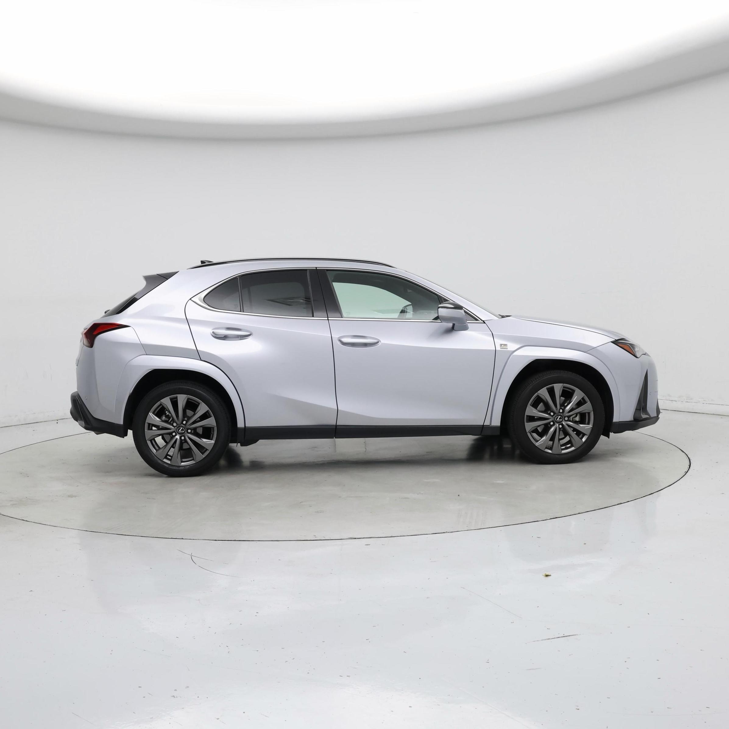 Thumbnail: 2024 Lexus UX - 7