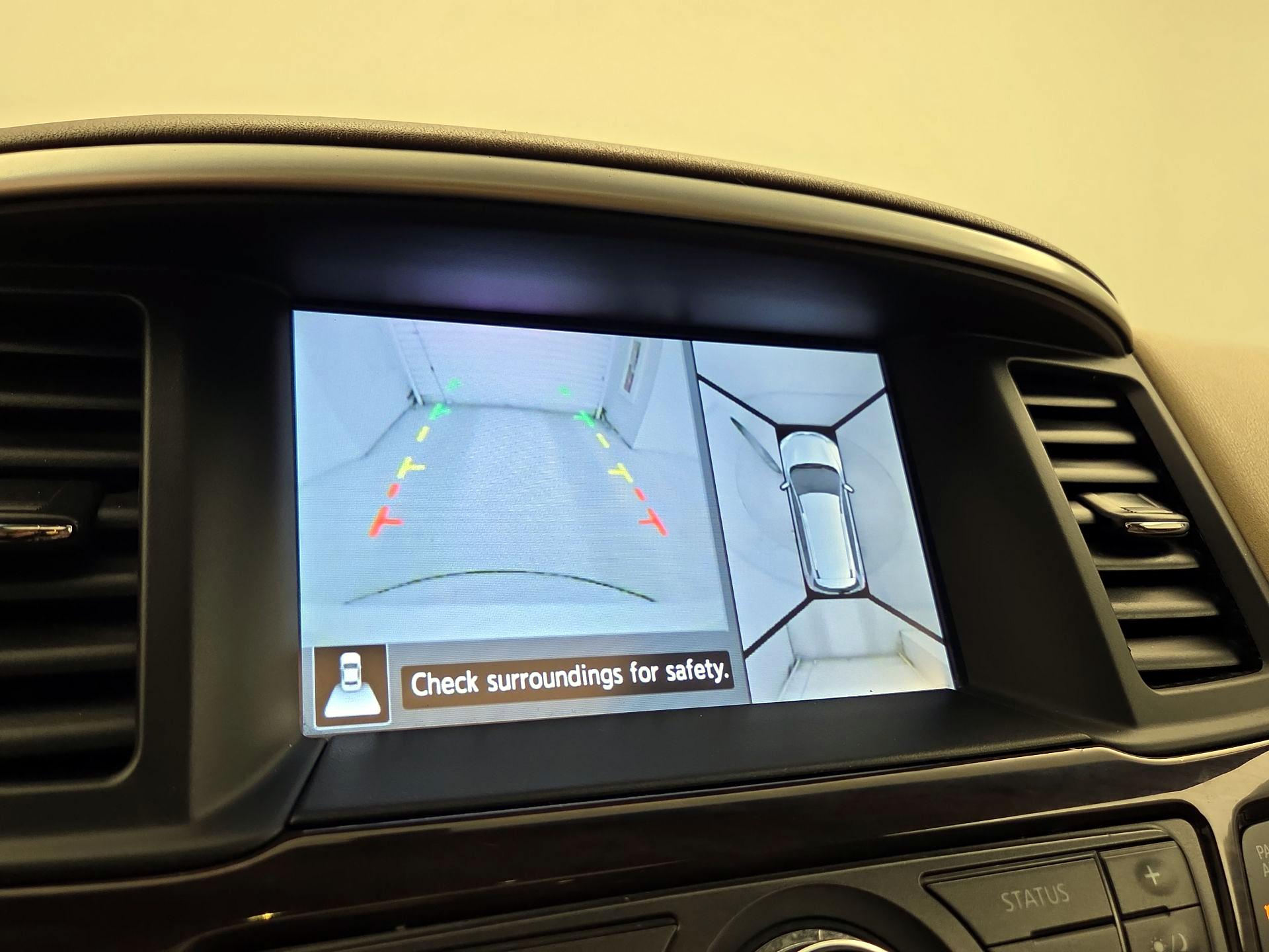Thumbnail: 2014 Nissan Pathfinder - 15