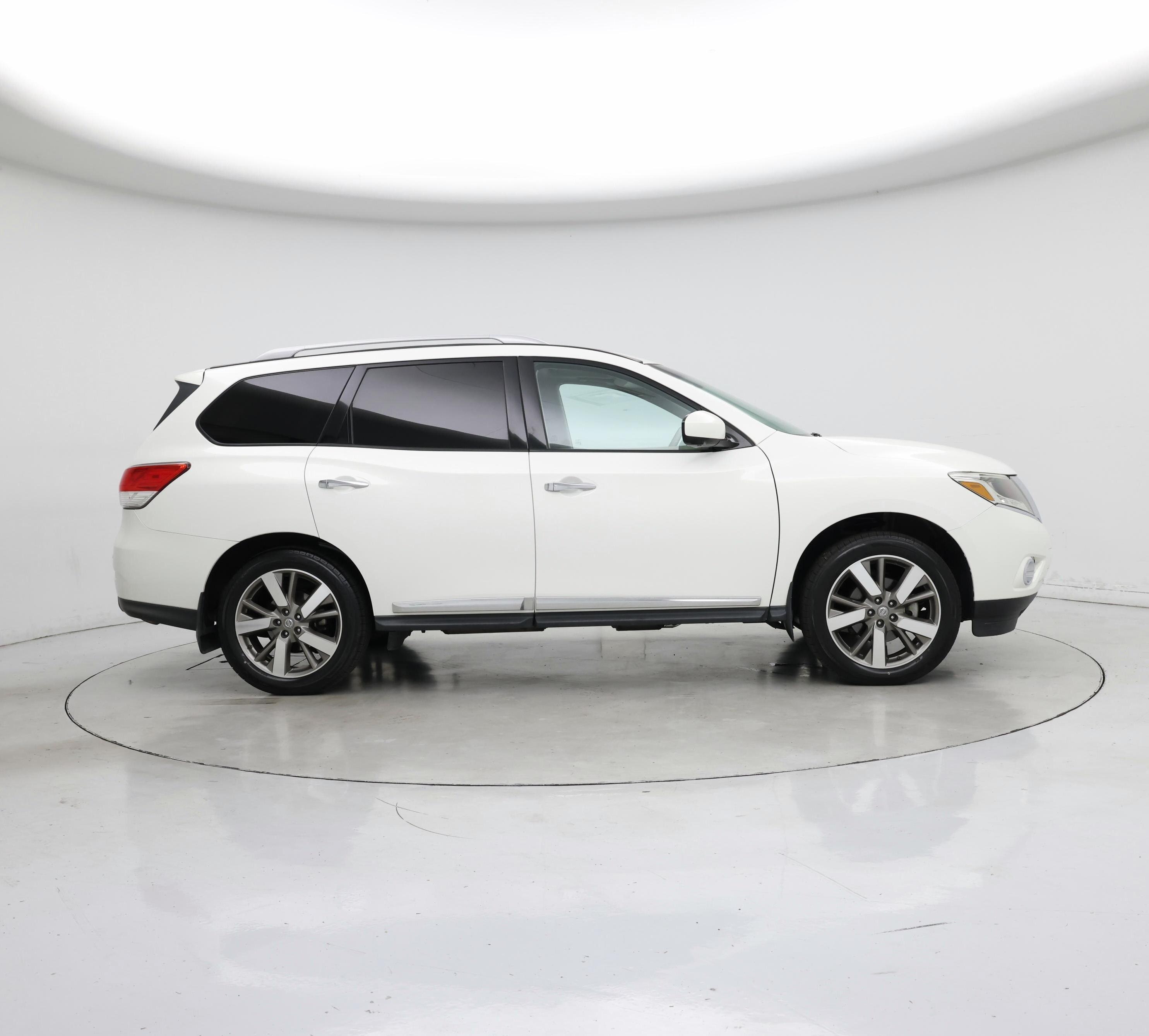 Thumbnail: 2014 Nissan Pathfinder - 7