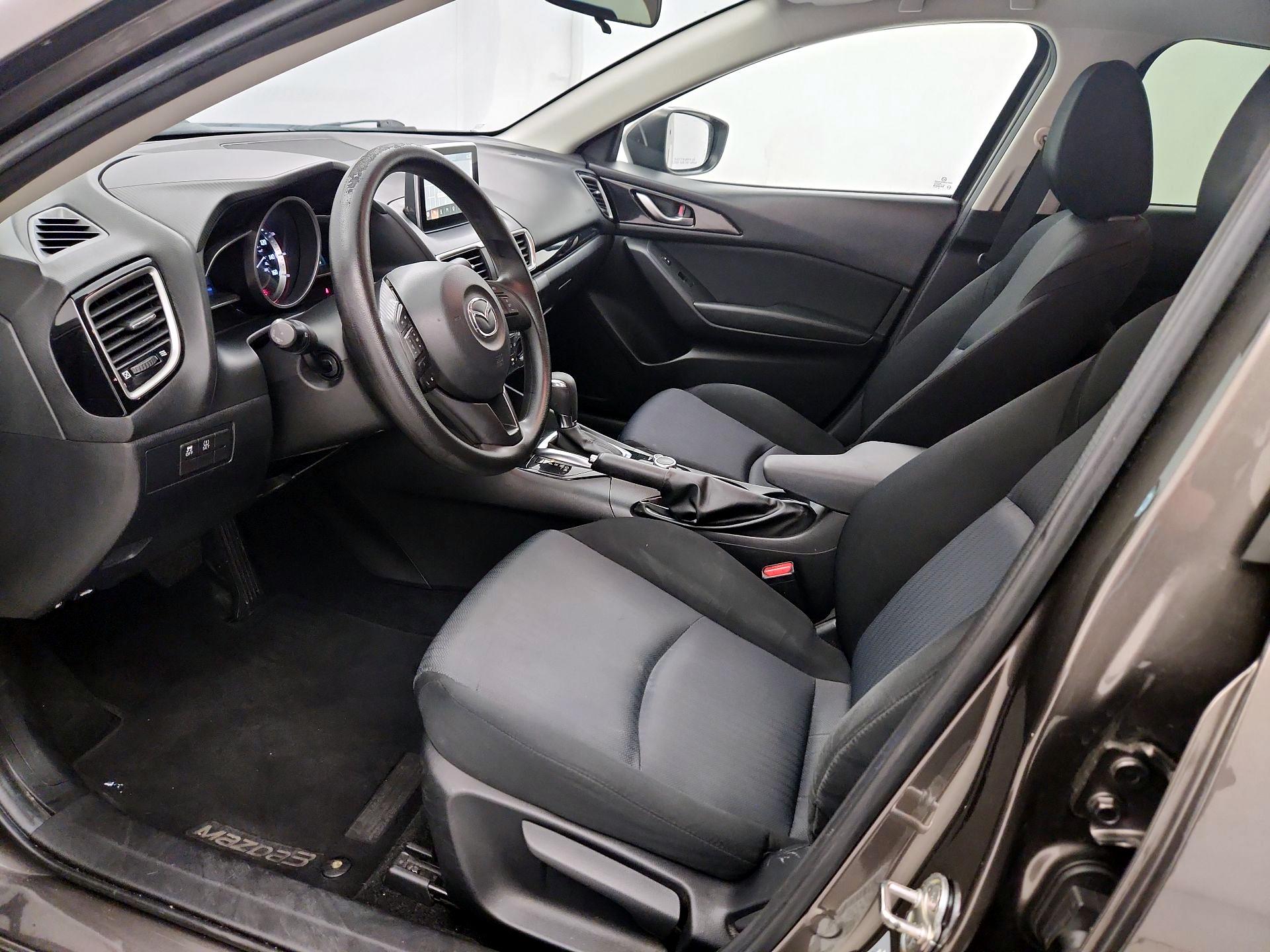 Thumbnail: 2016 Mazda Mazda3 - 11