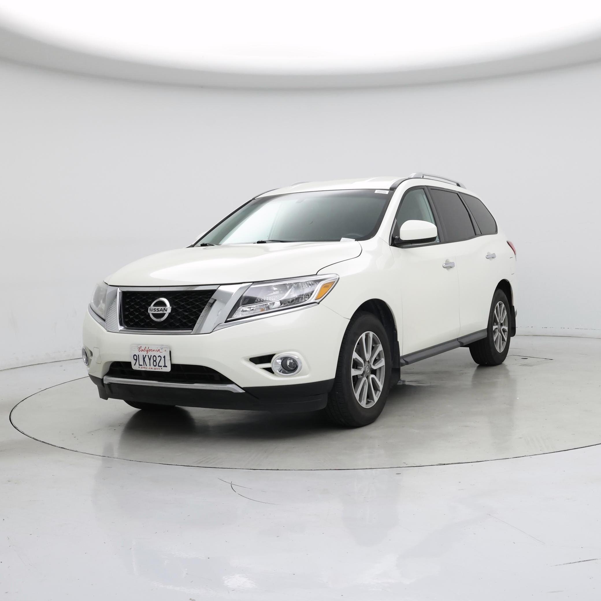 Thumbnail: 2016 Nissan Pathfinder - 4