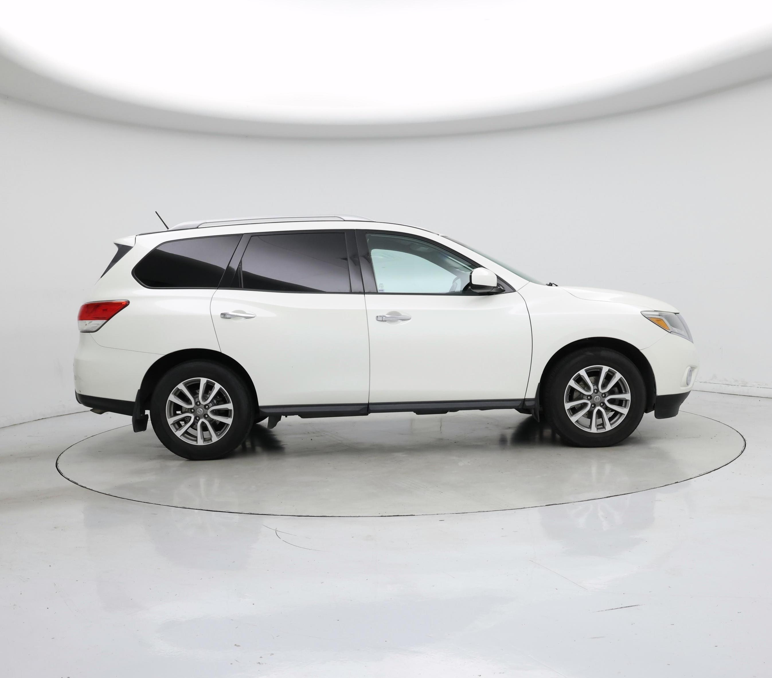 Thumbnail: 2016 Nissan Pathfinder - 7