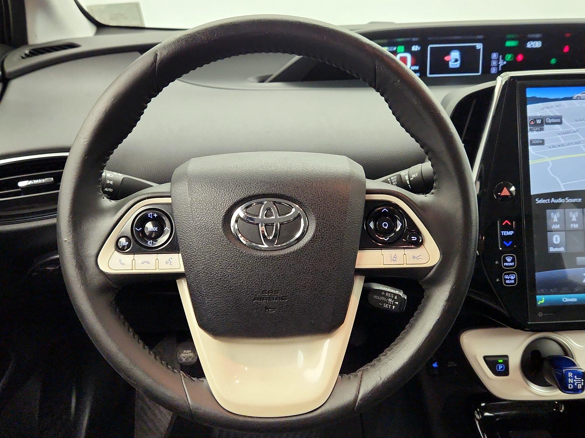 Thumbnail: 2018 Toyota Prius Prime - 10