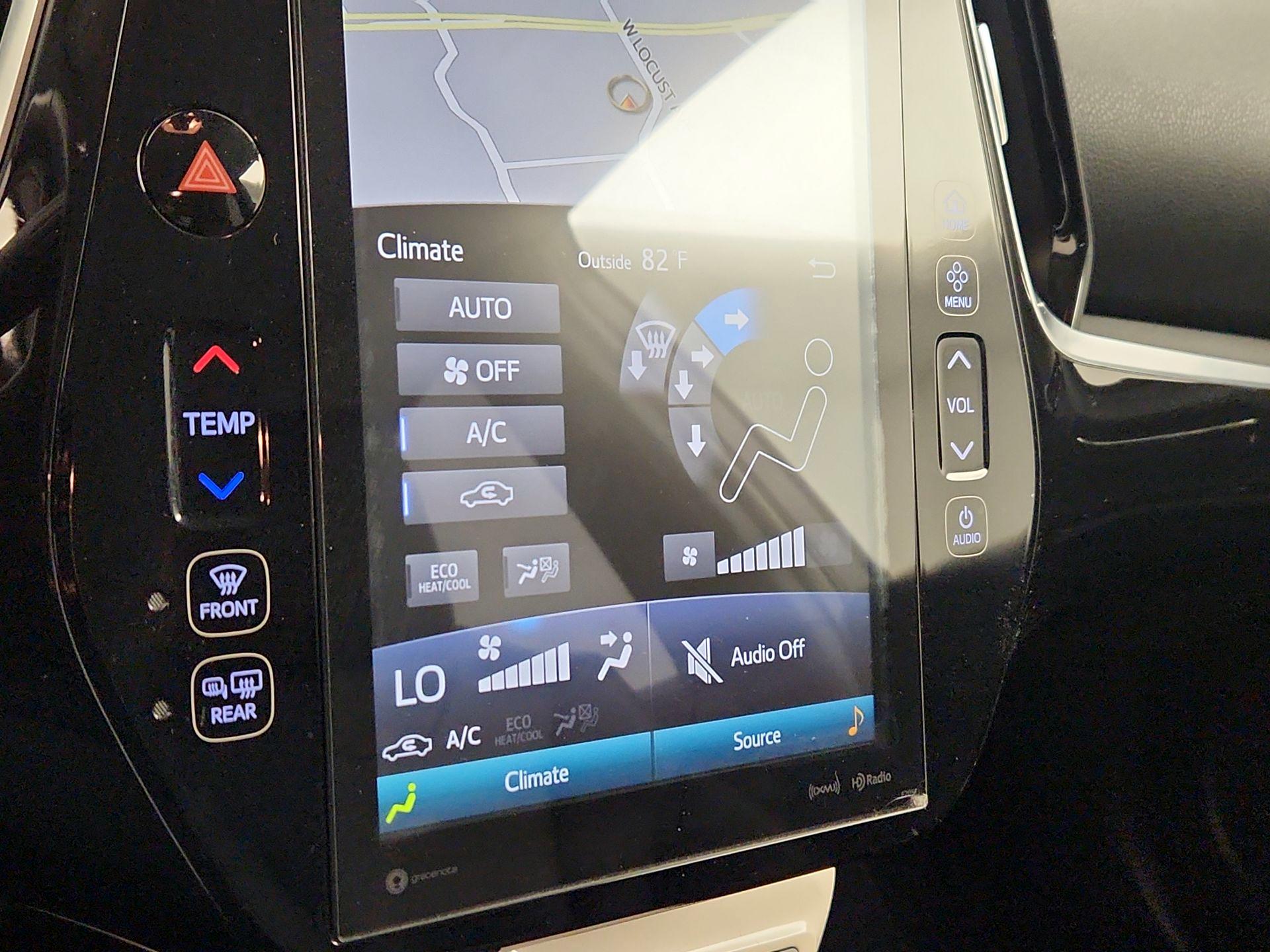 Thumbnail: 2018 Toyota Prius Prime - 17