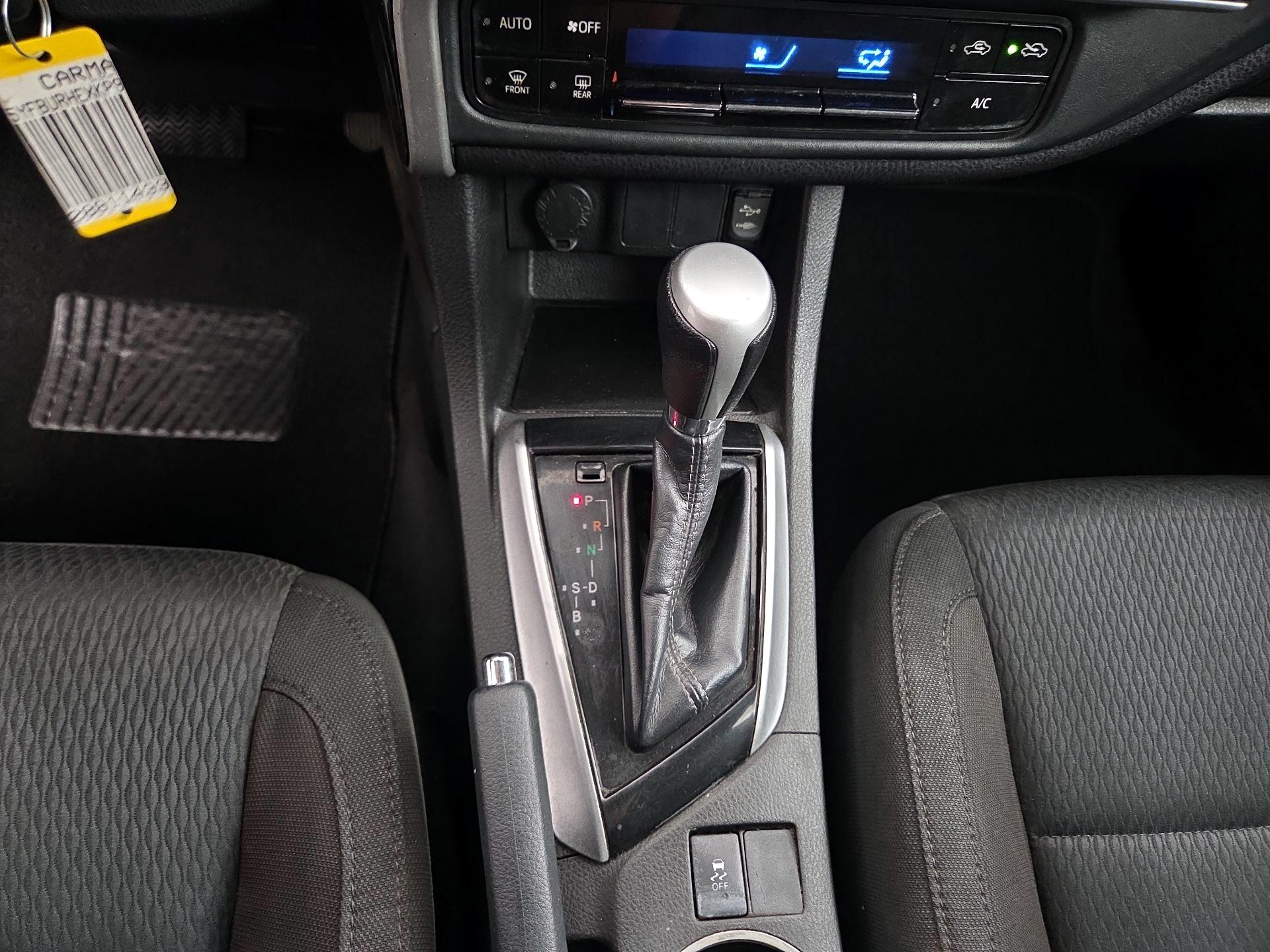 Thumbnail: 2019 Toyota Corolla - 17