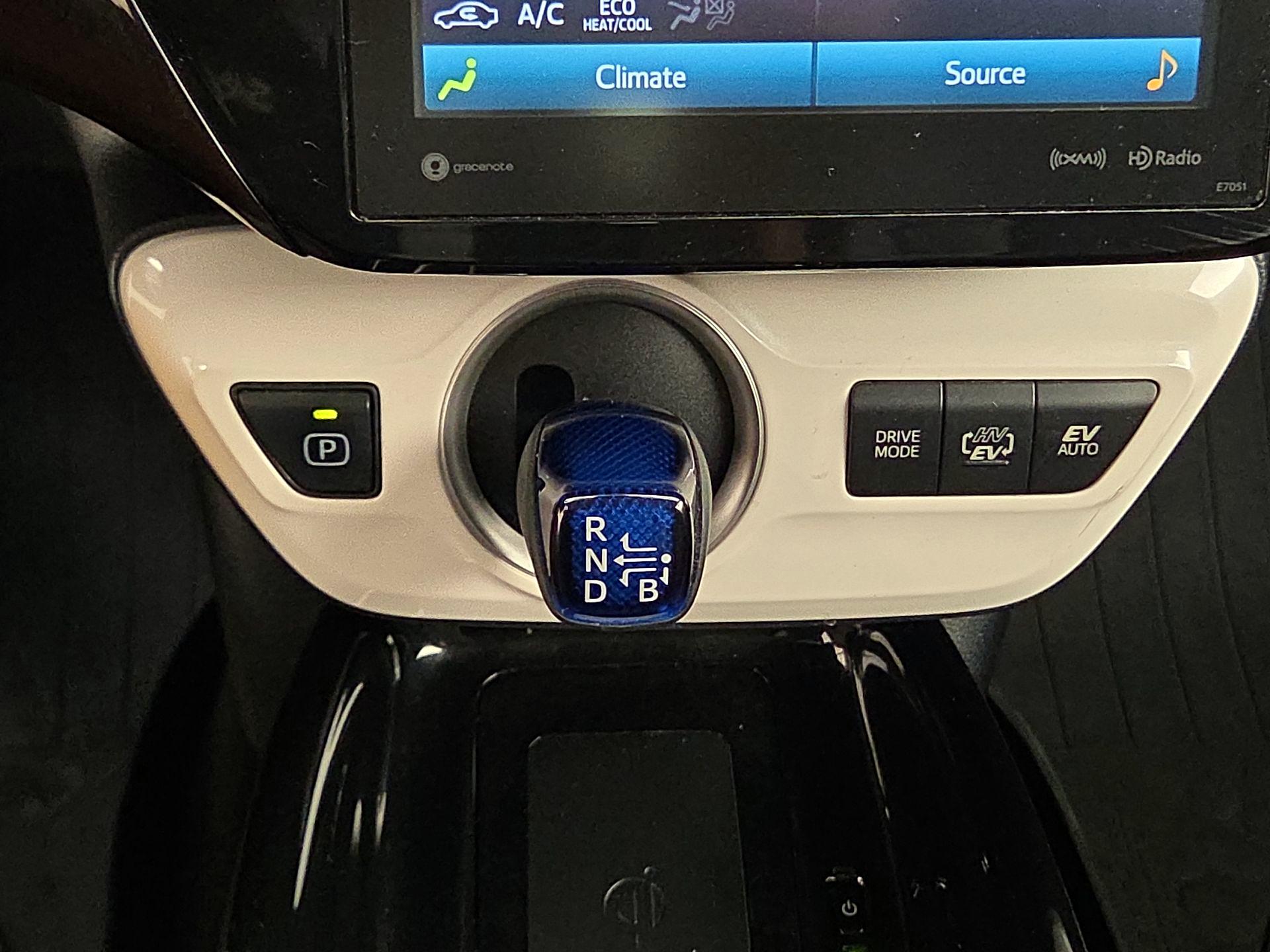 Thumbnail: 2019 Toyota Prius Prime - 18