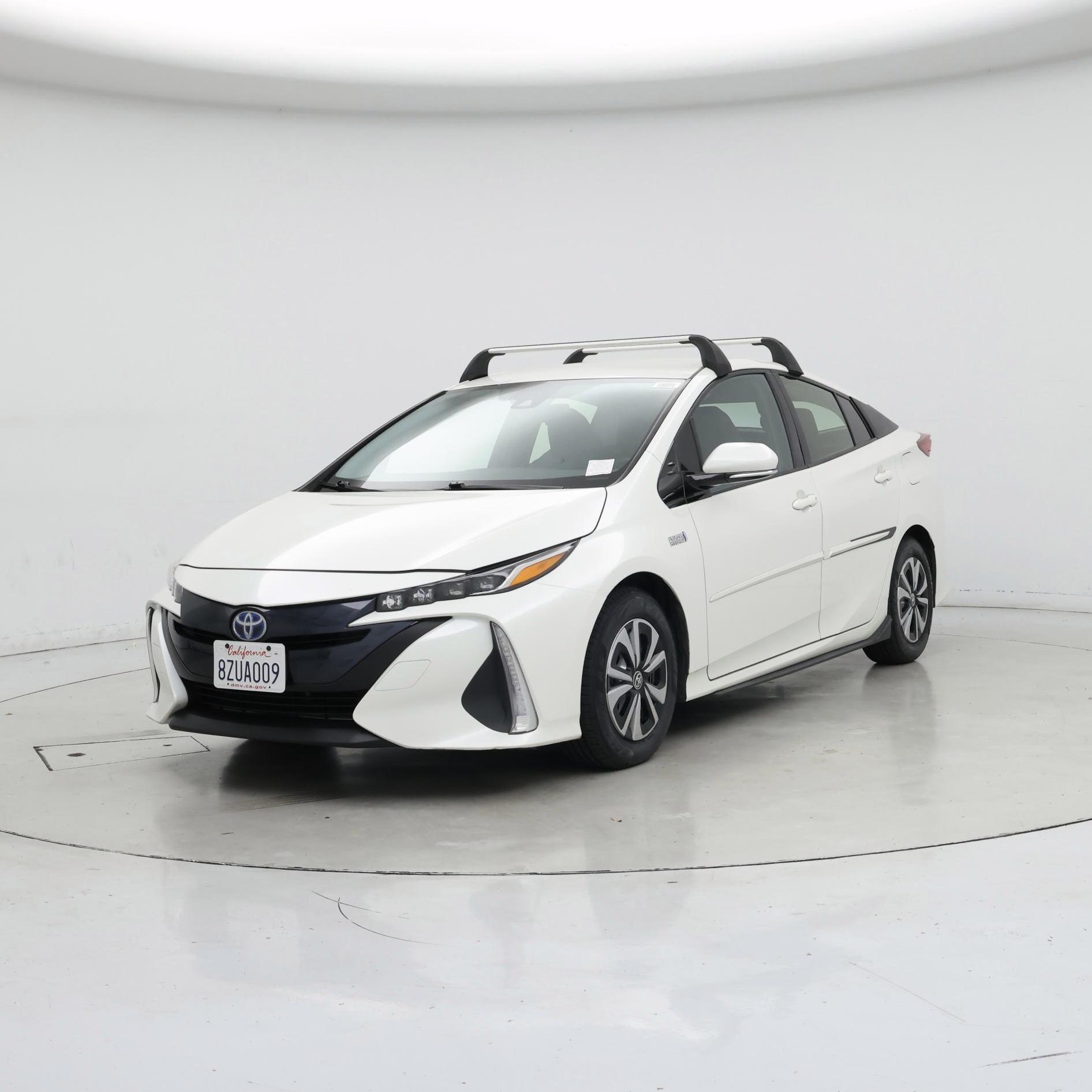 Thumbnail: 2019 Toyota Prius Prime - 4