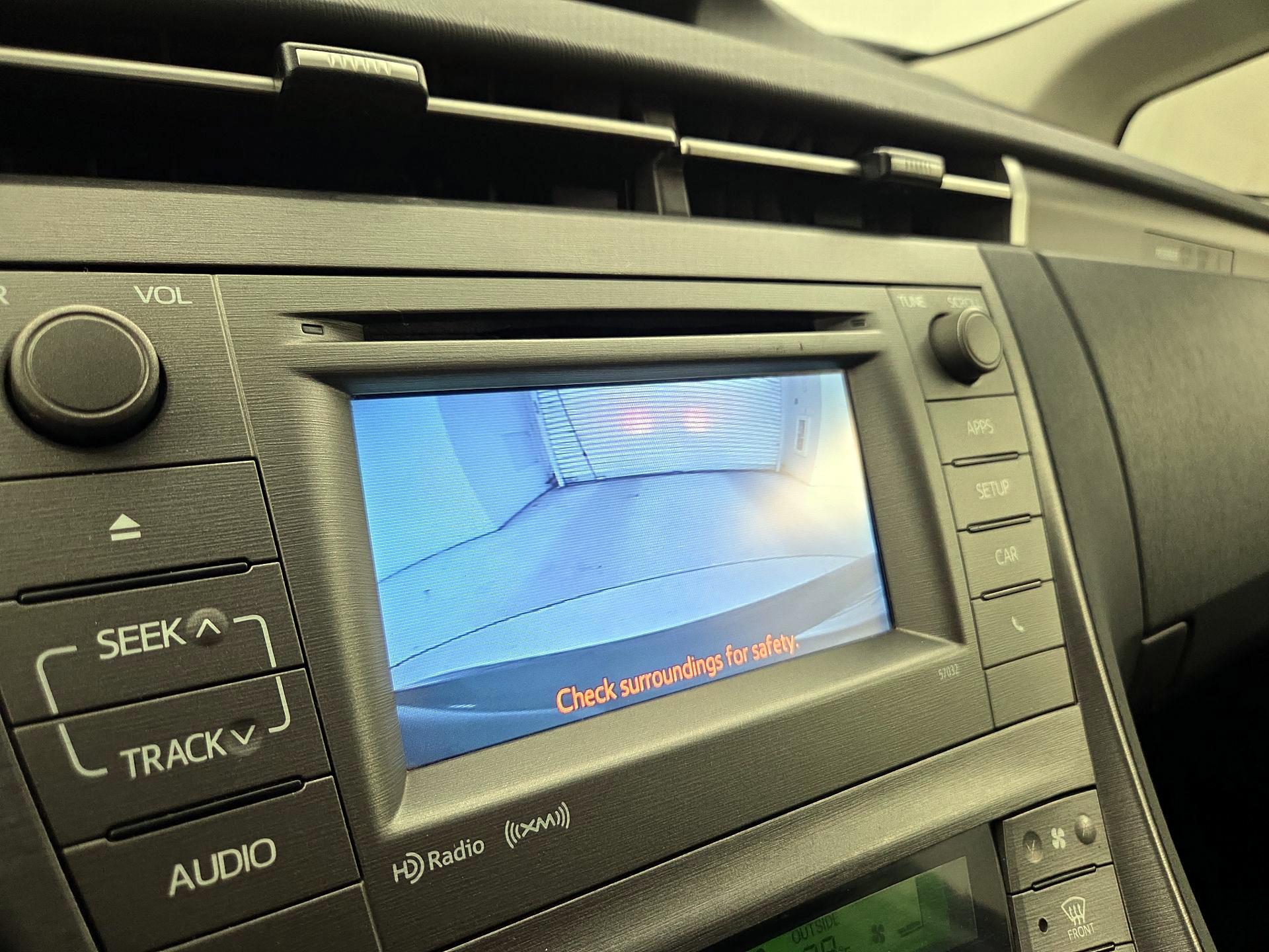 Thumbnail: 2015 Toyota Prius - 14