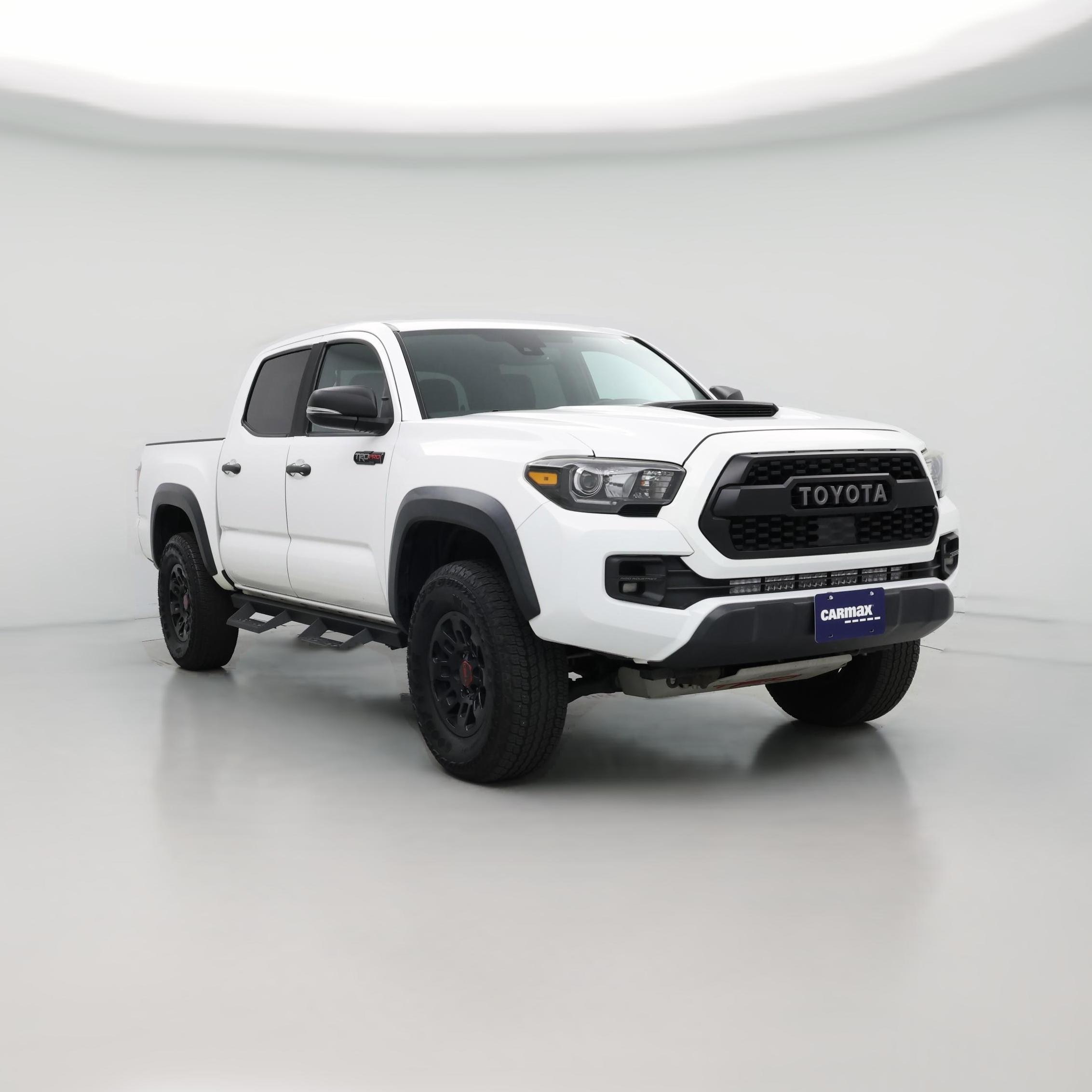 Thumbnail: 2019 Toyota Tacoma - 1