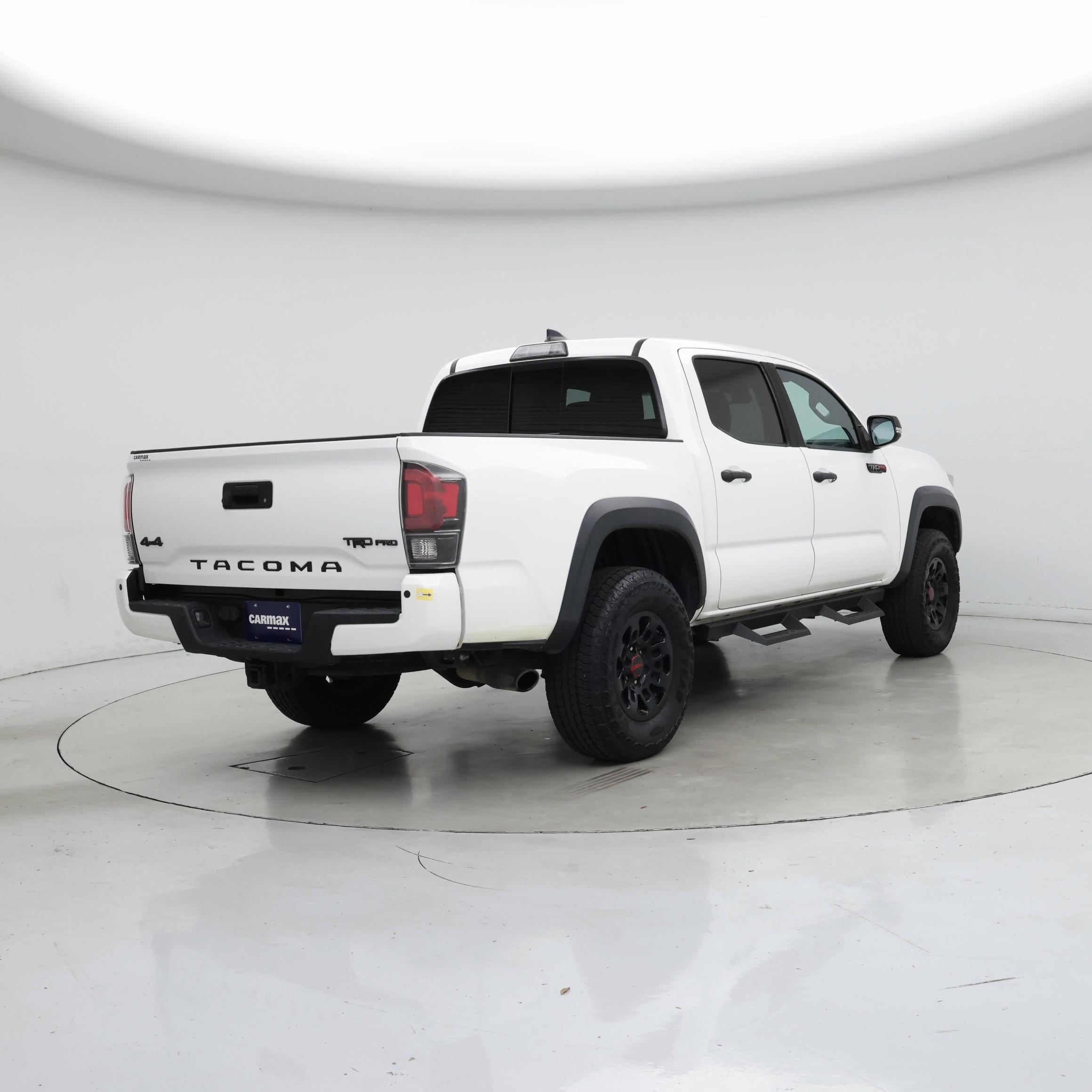 Thumbnail: 2019 Toyota Tacoma - 8