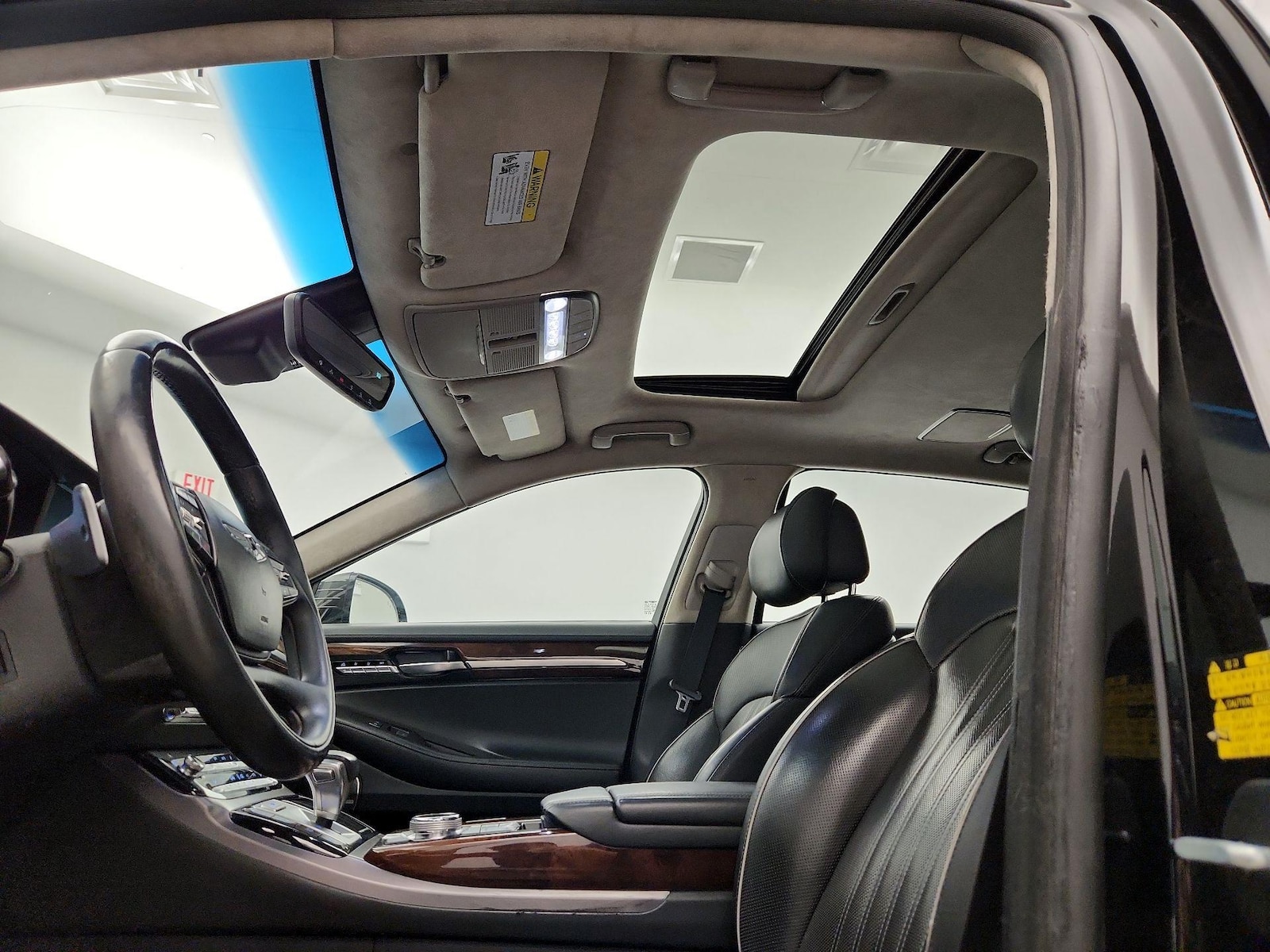 Sunroof(s) & Overhead Airbags