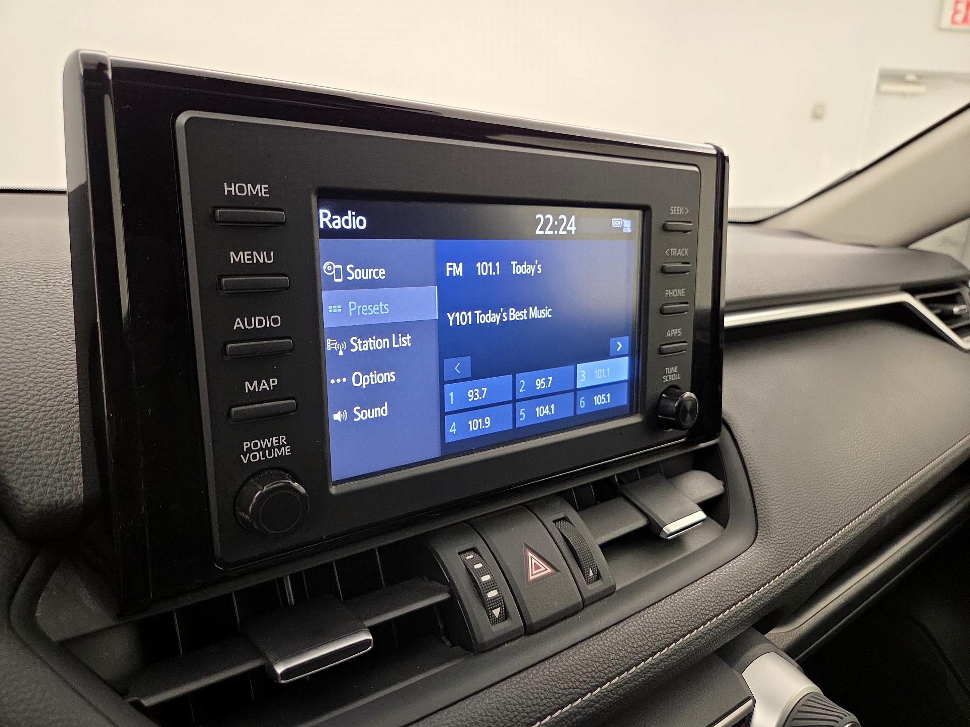 Thumbnail: 2019 Toyota RAV4 - 15