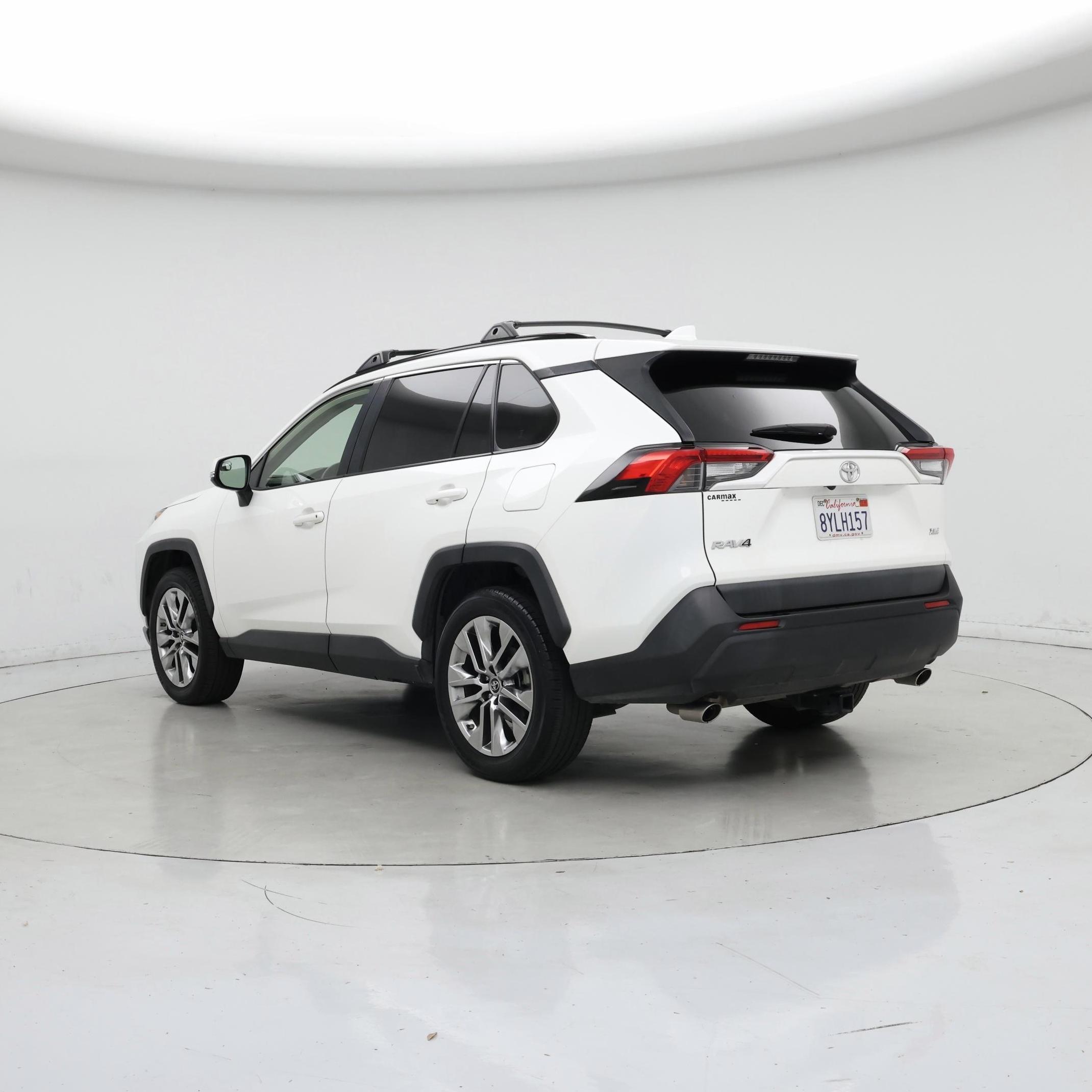 Thumbnail: 2019 Toyota RAV4 - 2