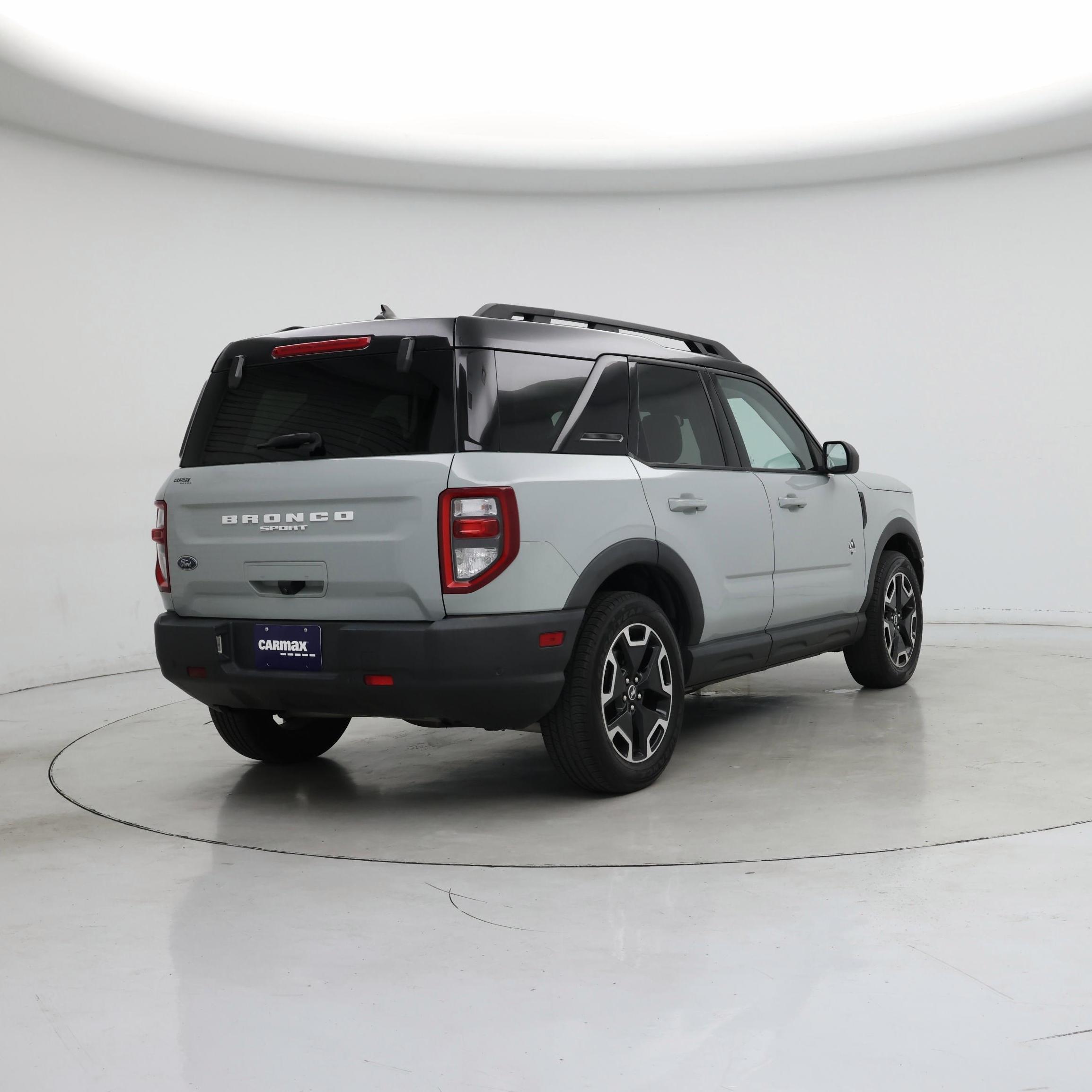 Thumbnail: 2022 Ford Bronco Sport - 8