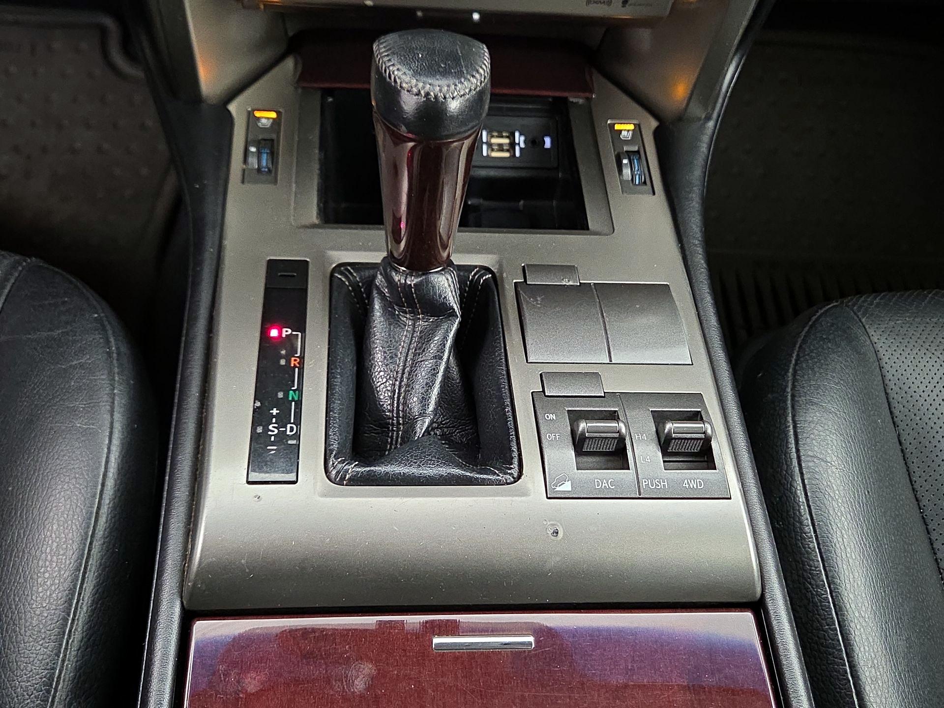 Thumbnail: 2017 Lexus GX - 18