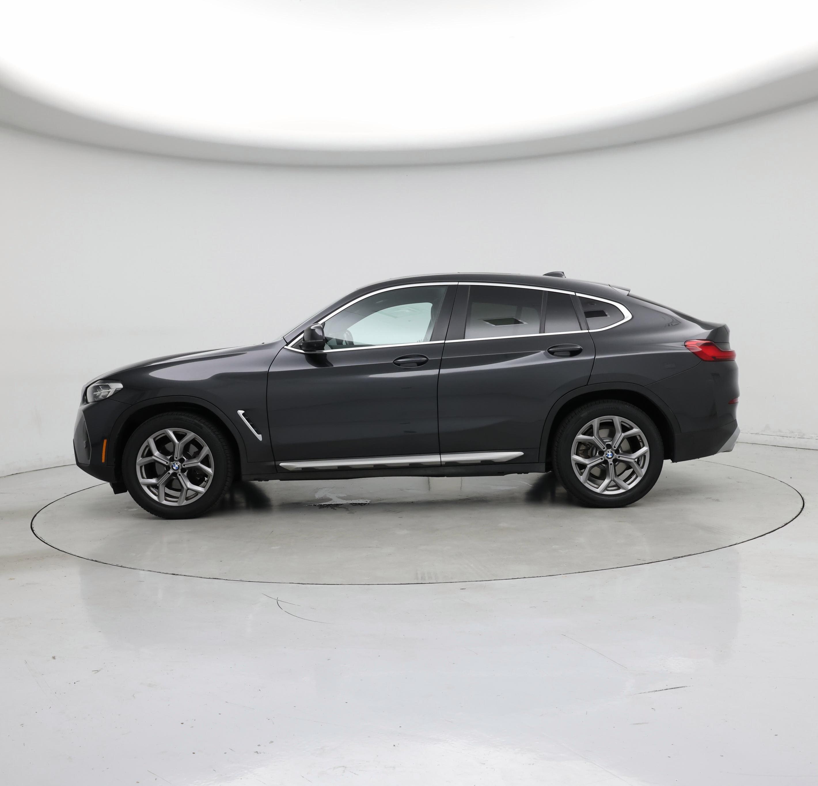 Thumbnail: 2024 BMW X4 - 3
