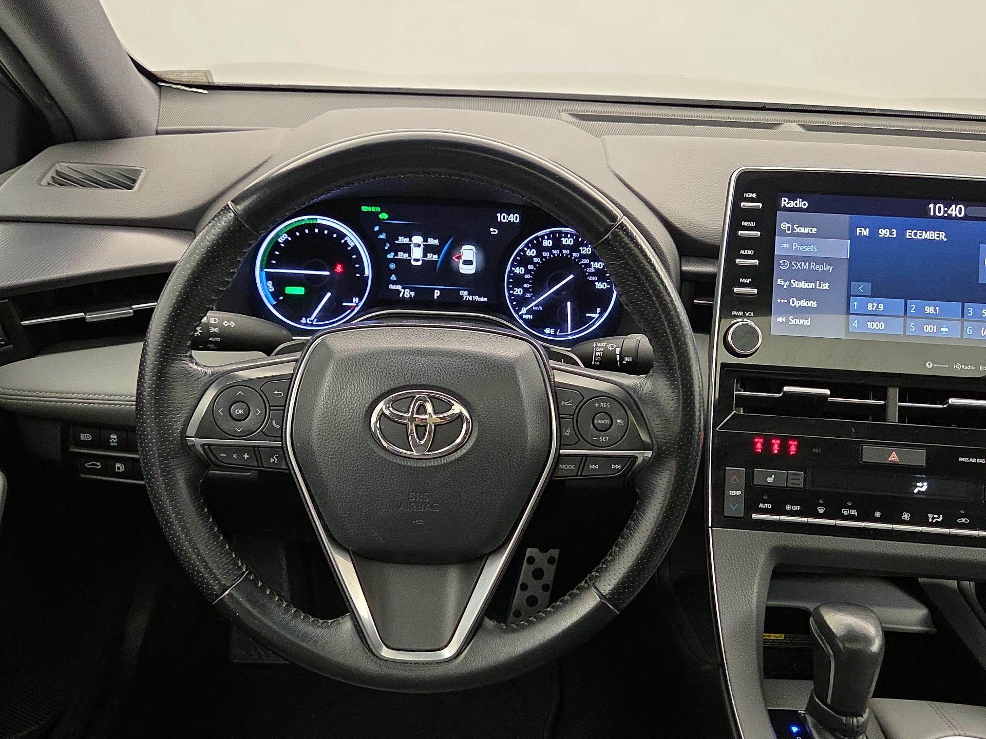 Thumbnail: 2020 Toyota Avalon - 10