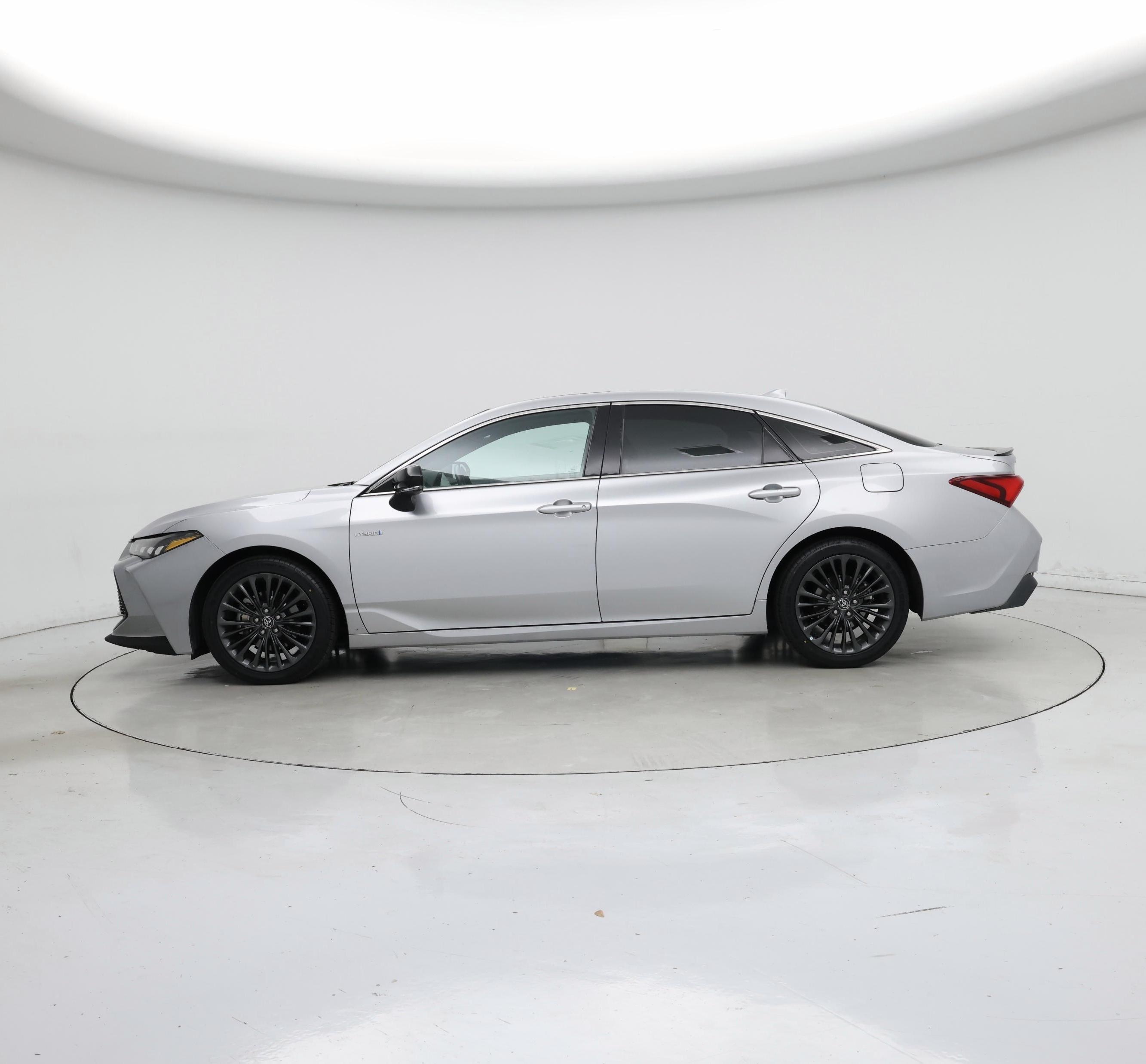Thumbnail: 2020 Toyota Avalon - 3