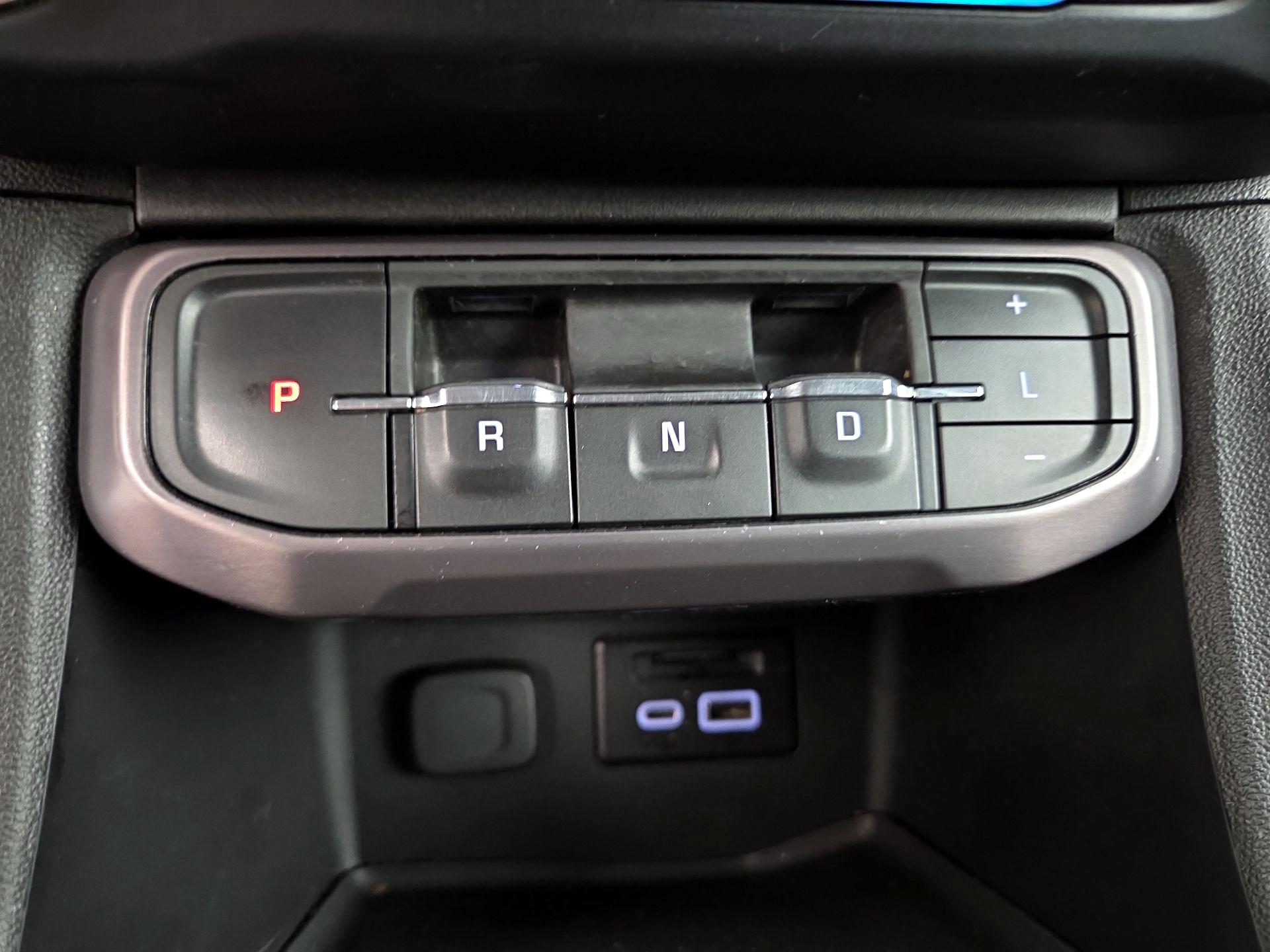 Thumbnail: 2020 GMC Acadia - 18